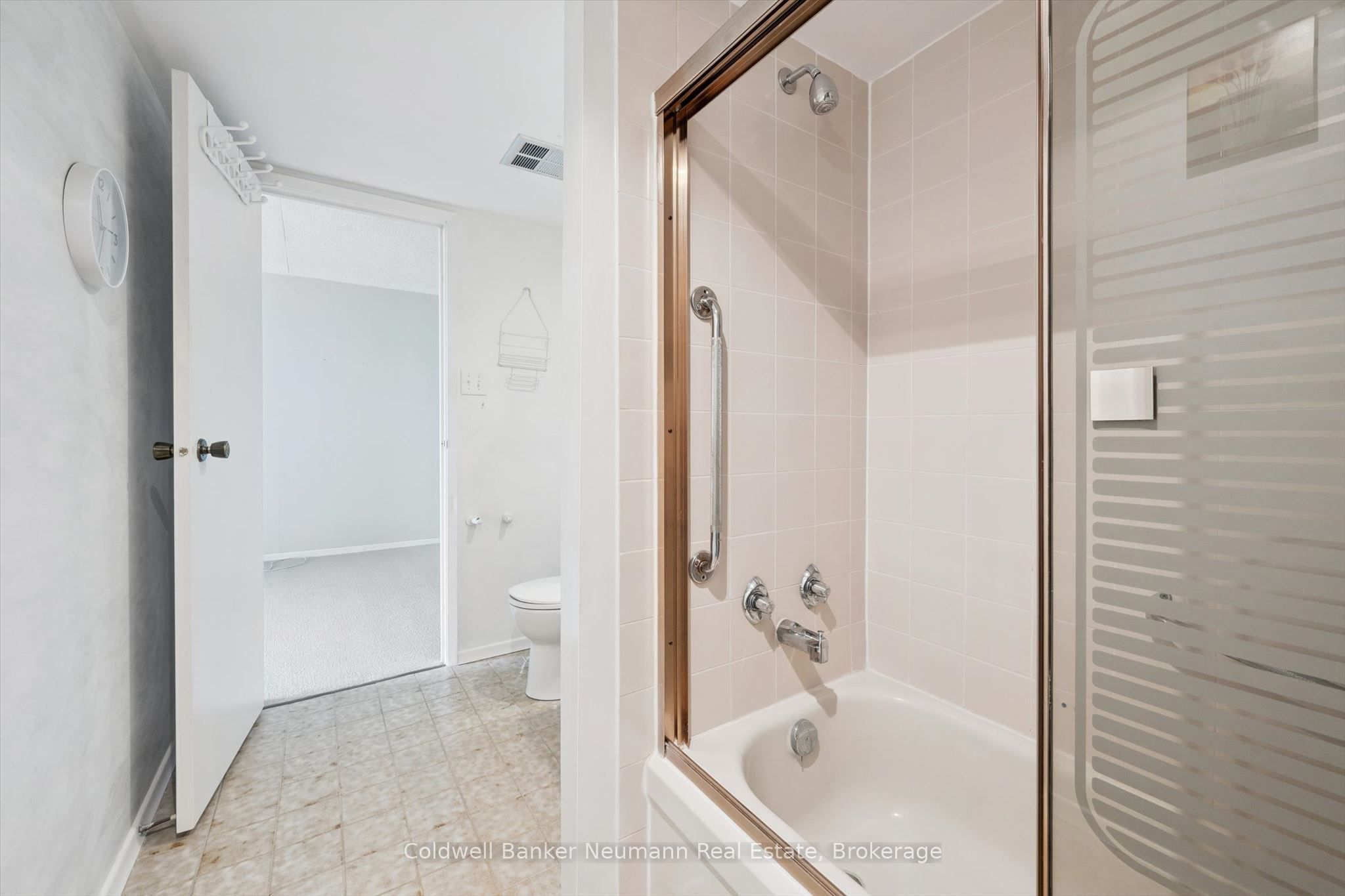 22 Marilyn Drive 708 Property Photo 25