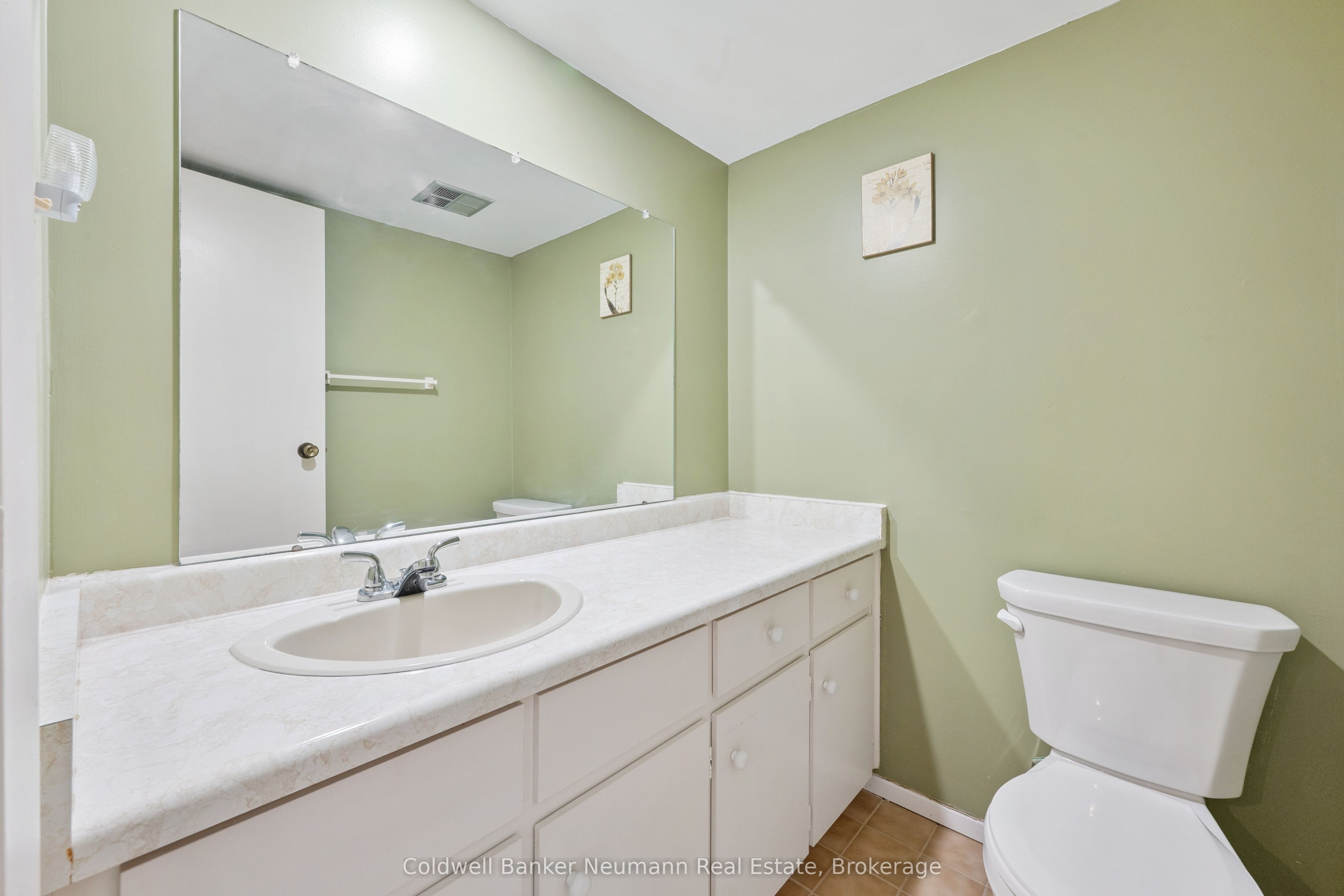 22 Marilyn Drive 708 Property Photo 35