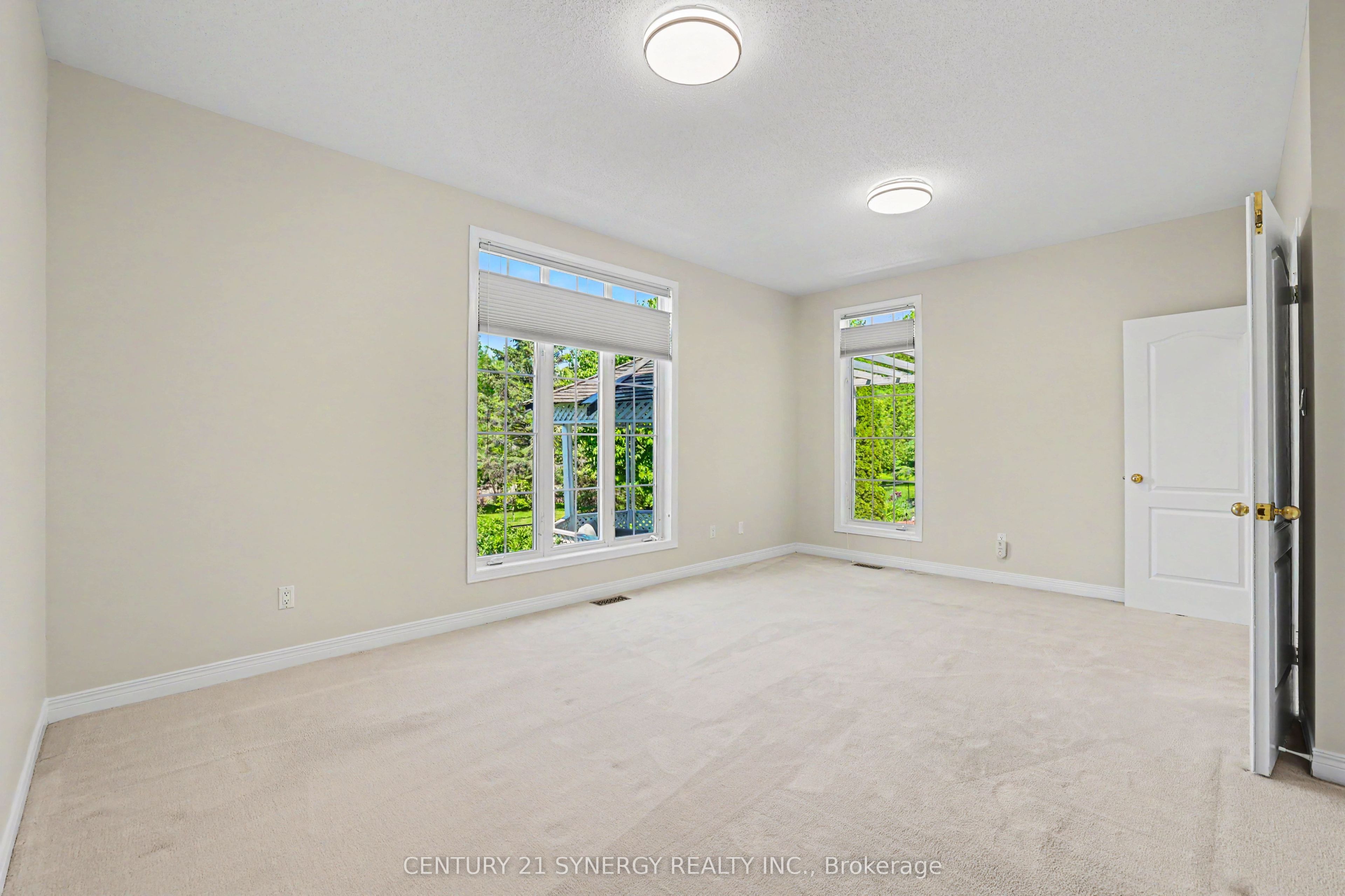 17 Warnock Court Property Photo 27
