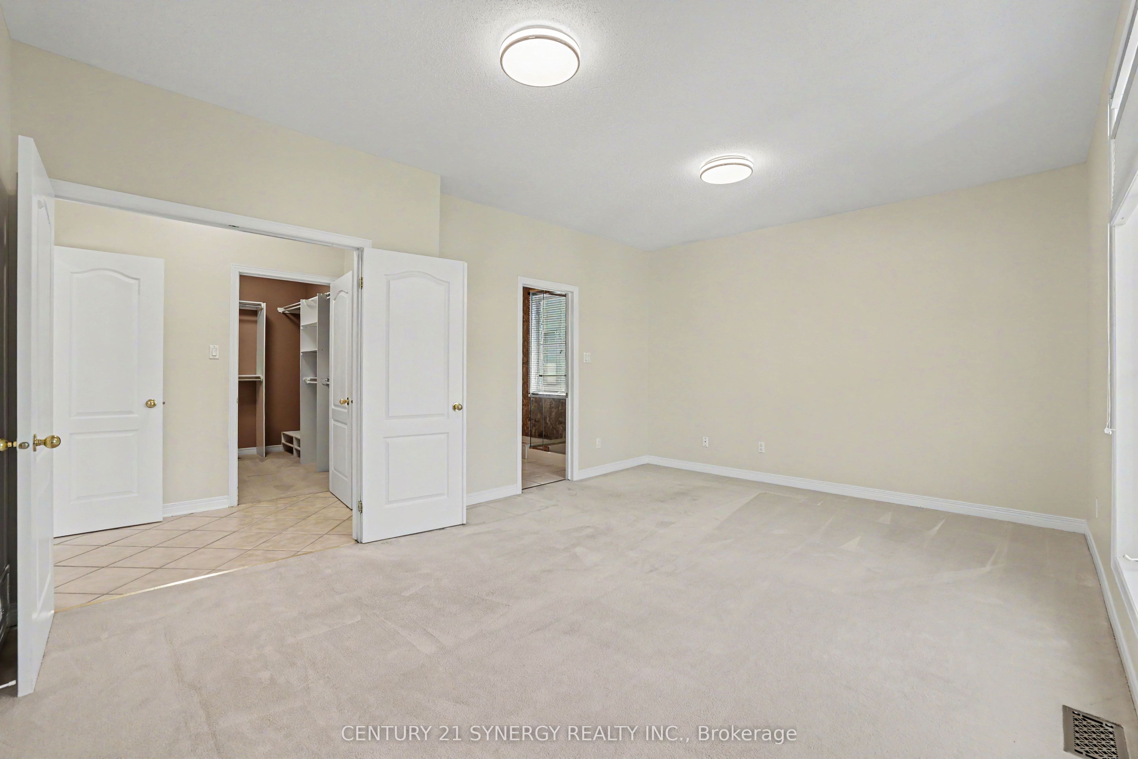 17 Warnock Court Property Photo 28