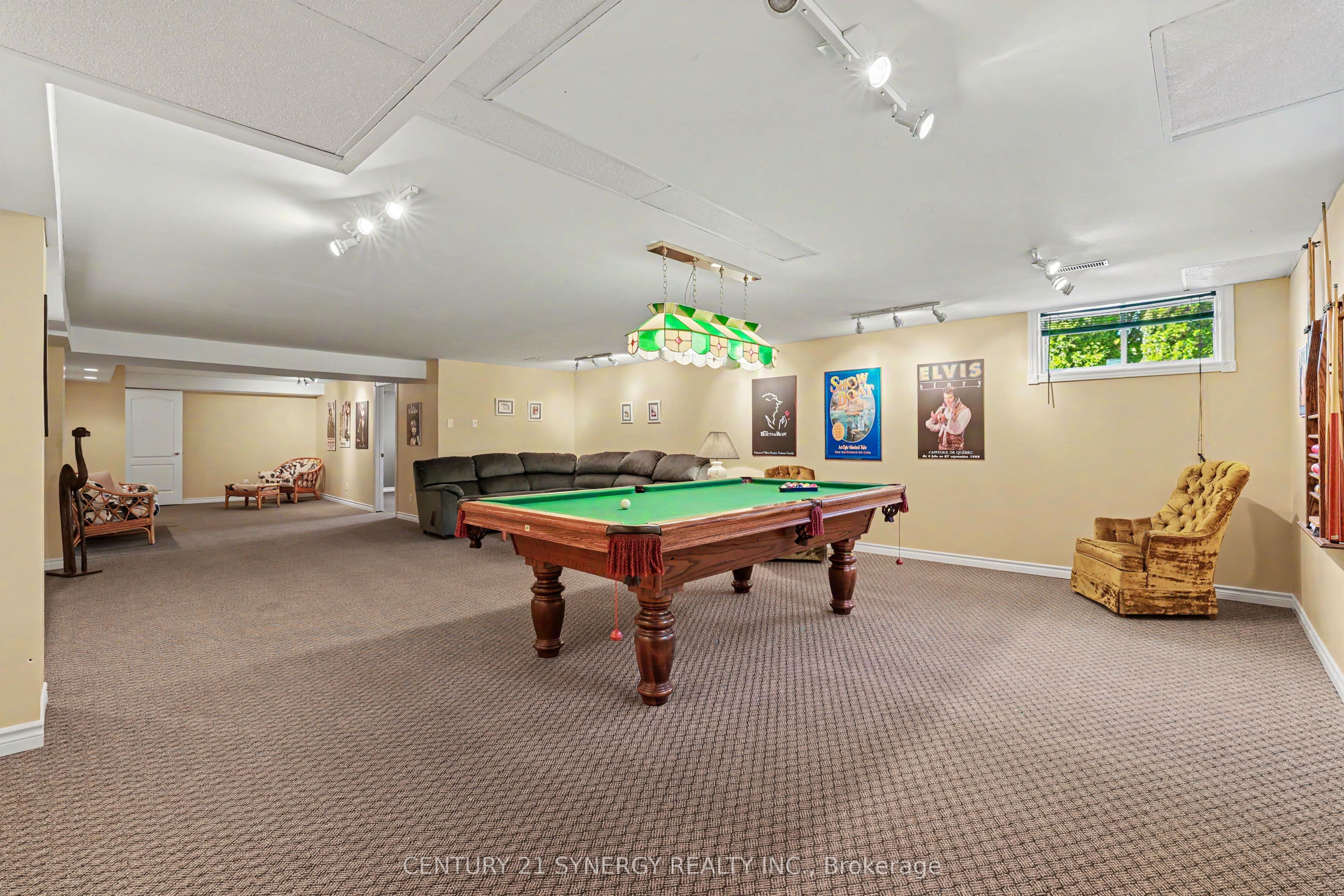 17 Warnock Court Property Photo 35