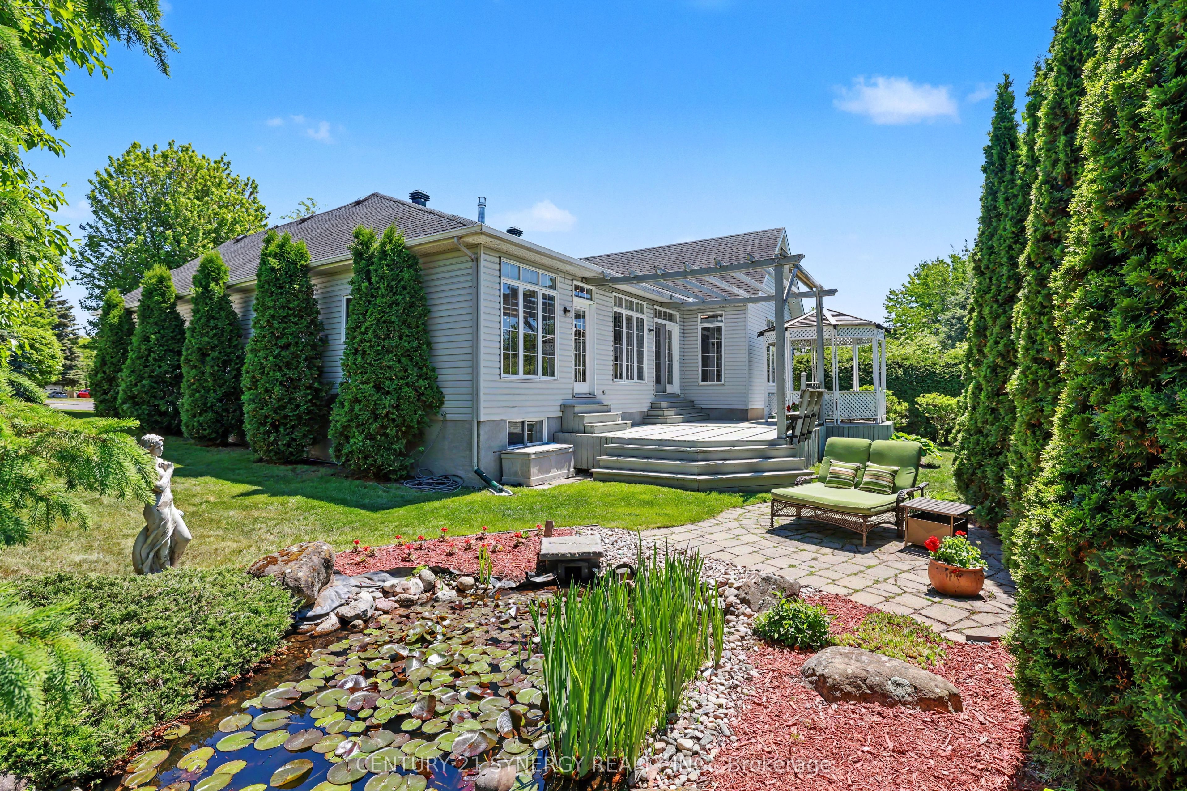 17 Warnock Court Property Photo 41