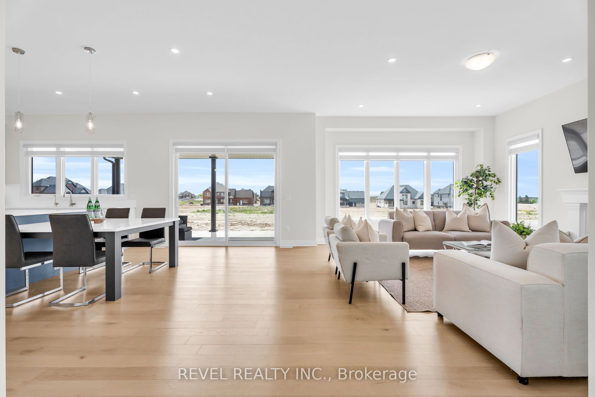 36 Ewing Way Property Photo 12
