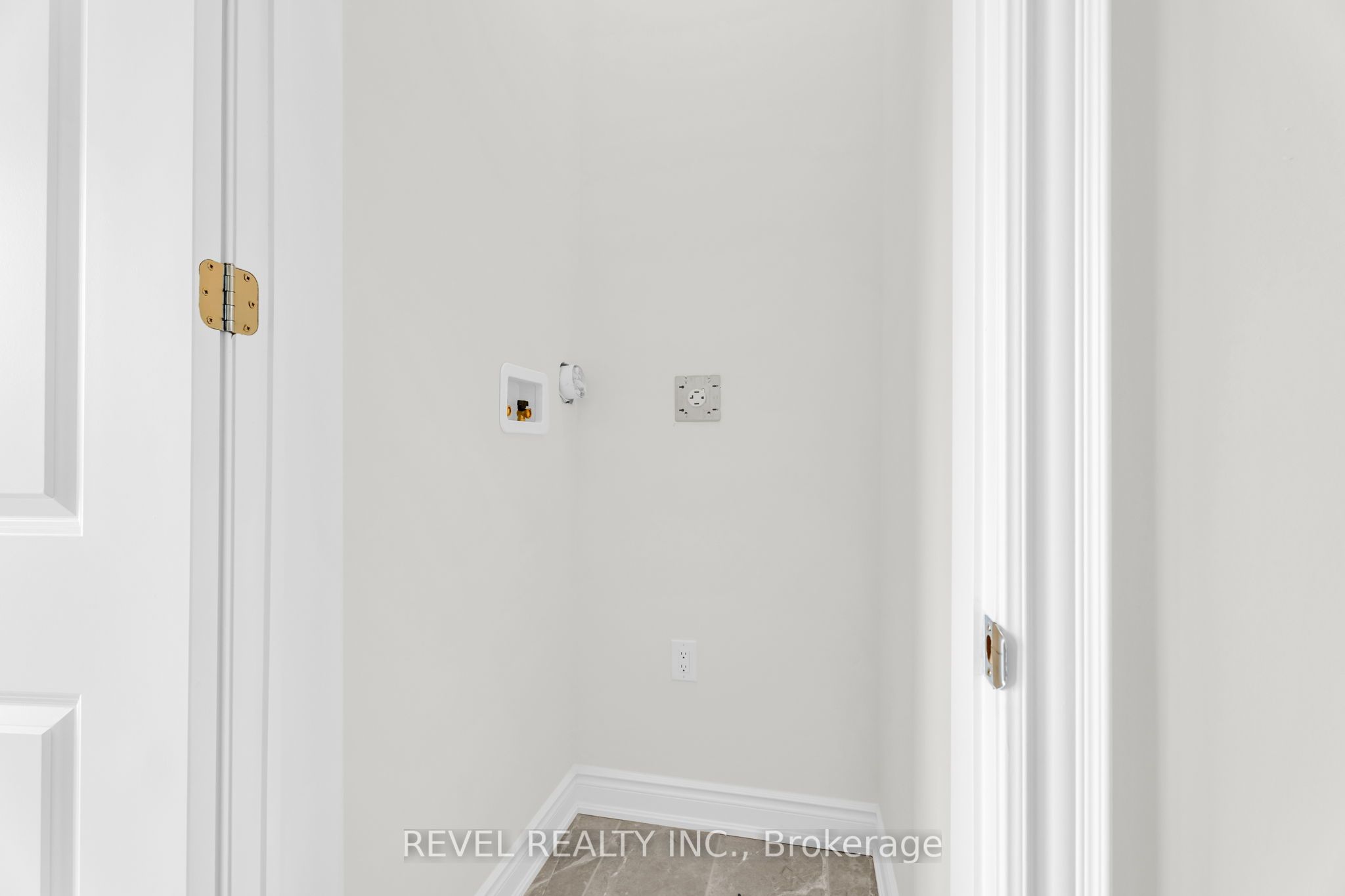 36 Ewing Way Property Photo 23
