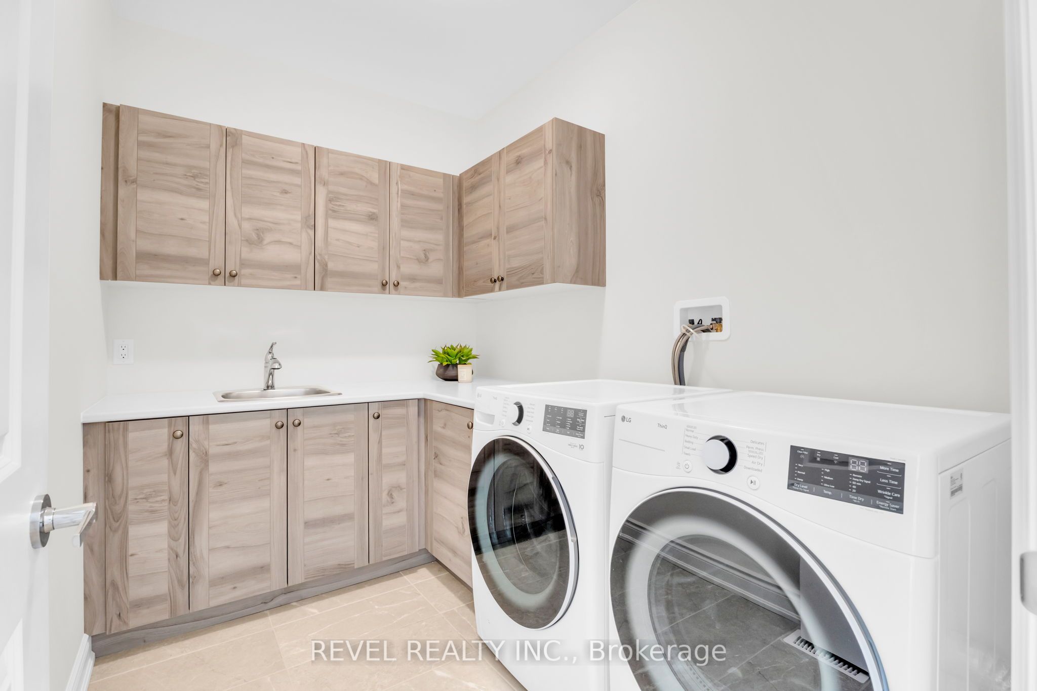 36 Ewing Way Property Photo 43