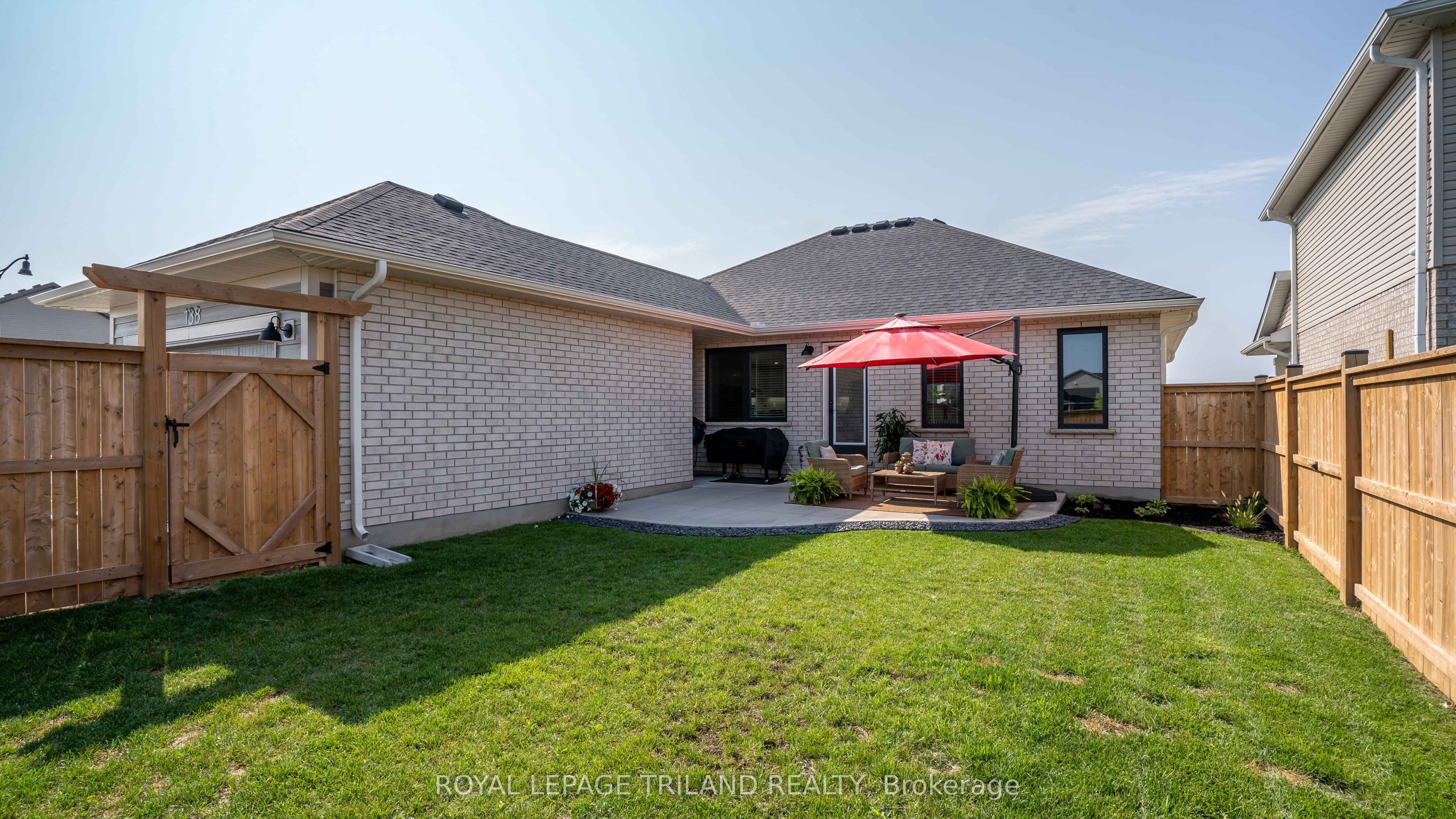 138 Renaissance Drive Property Photo 29