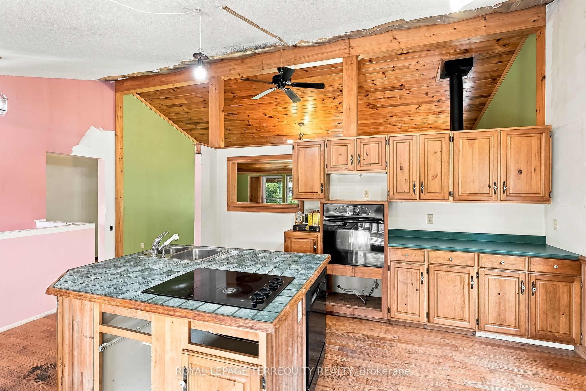 403 Concession Rd 12 E Property Photo 14