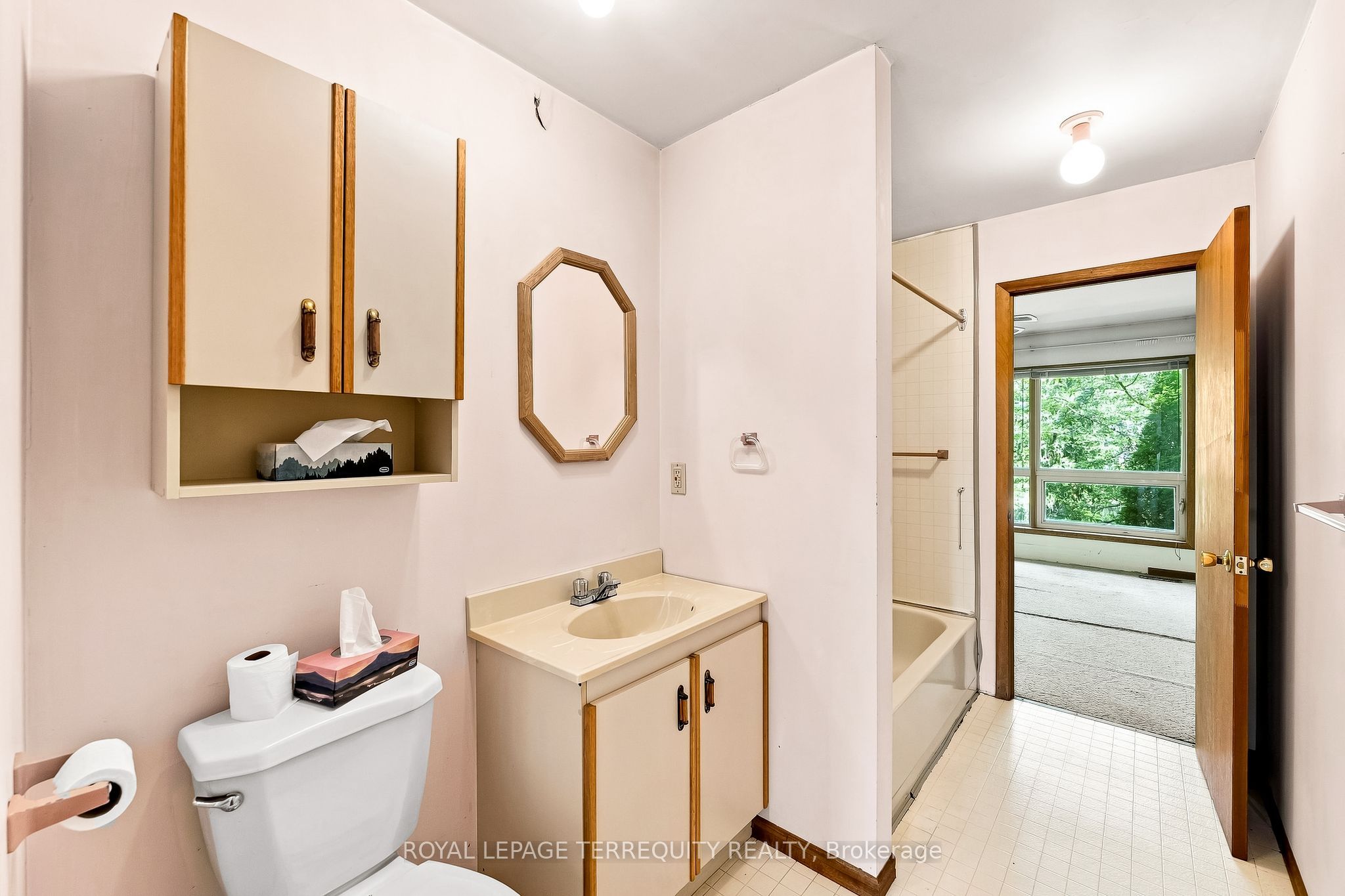 403 Concession Rd 12 E Property Photo 22