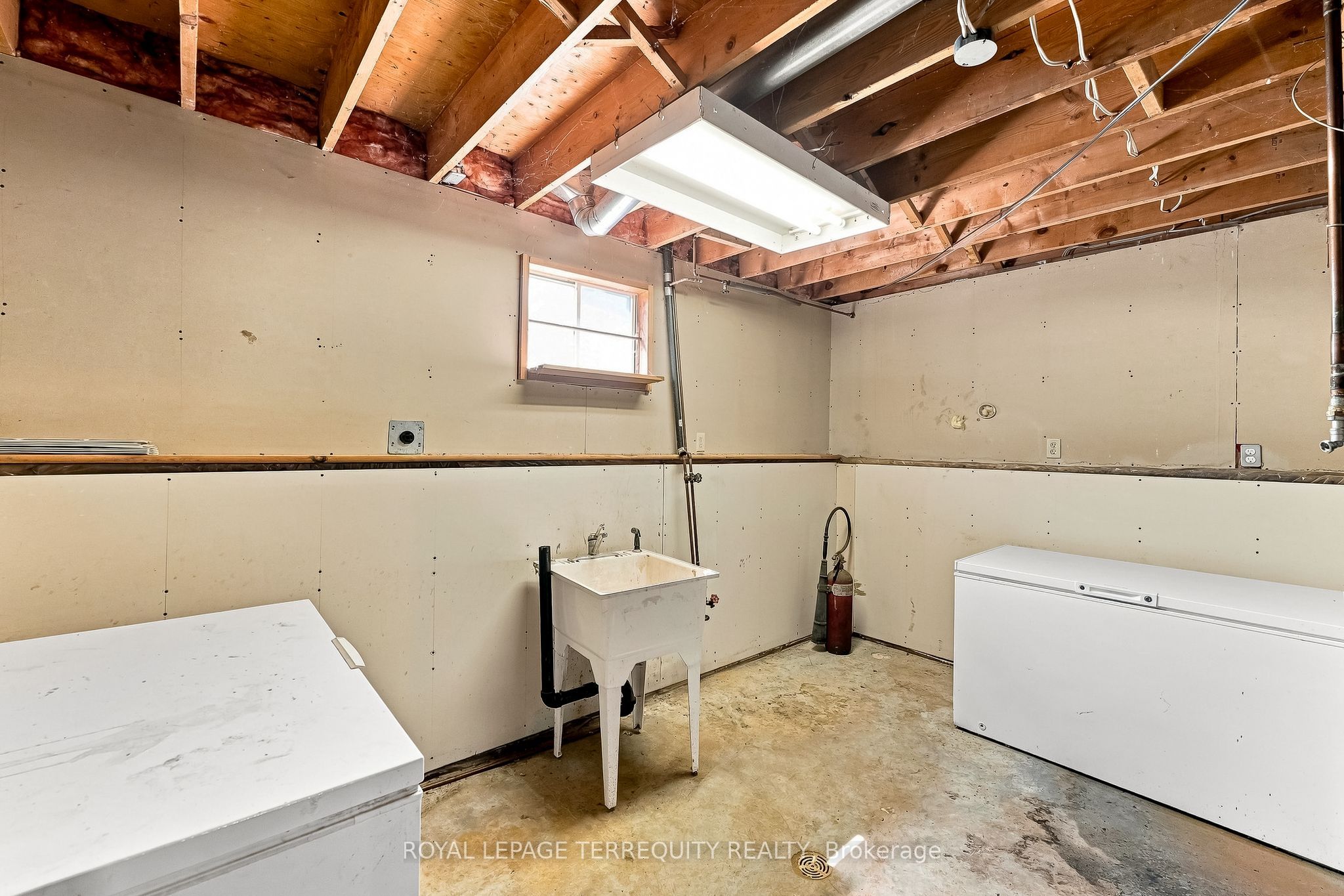403 Concession Rd 12 E Property Photo 32