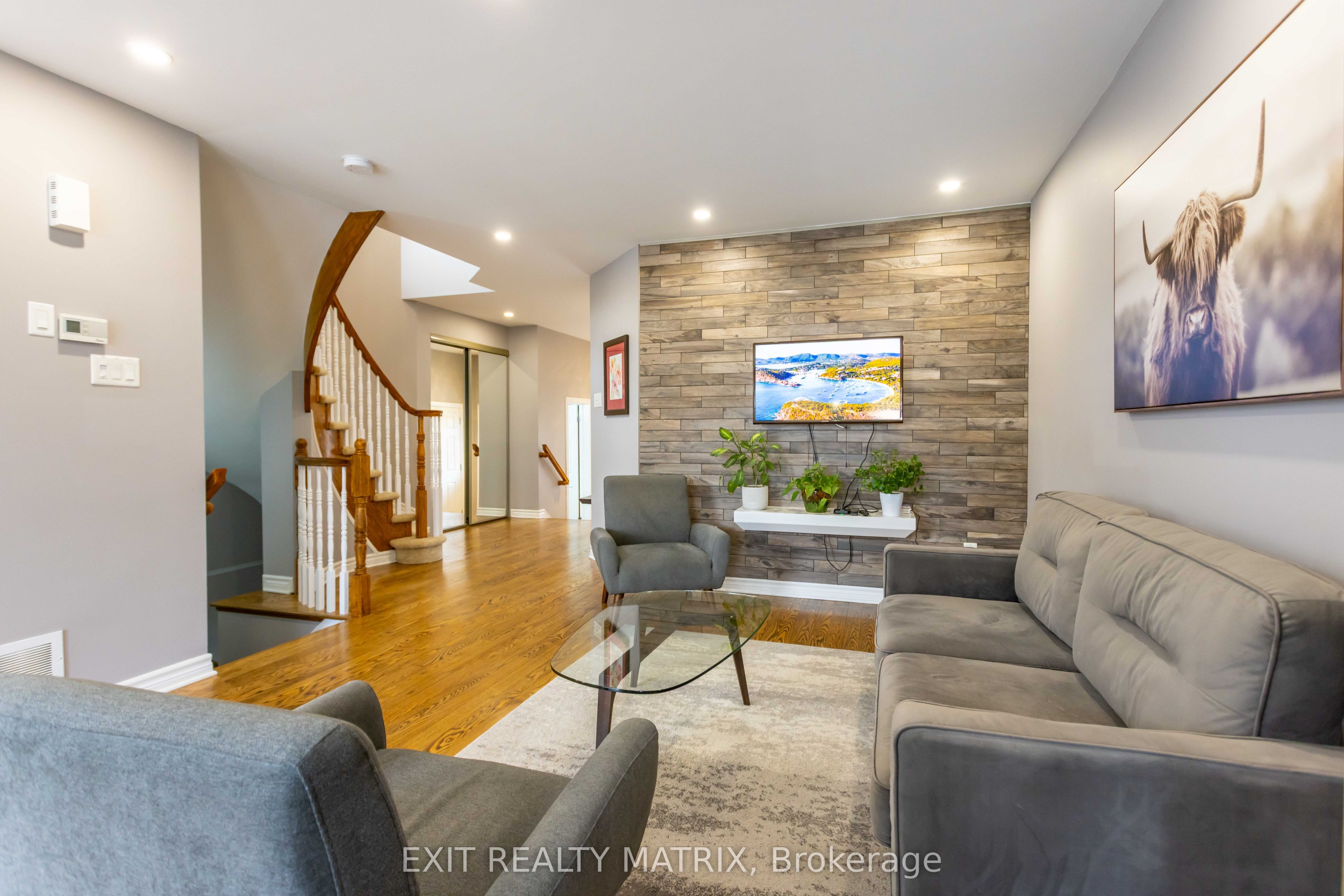 195 Tapley Place Property Photo 8