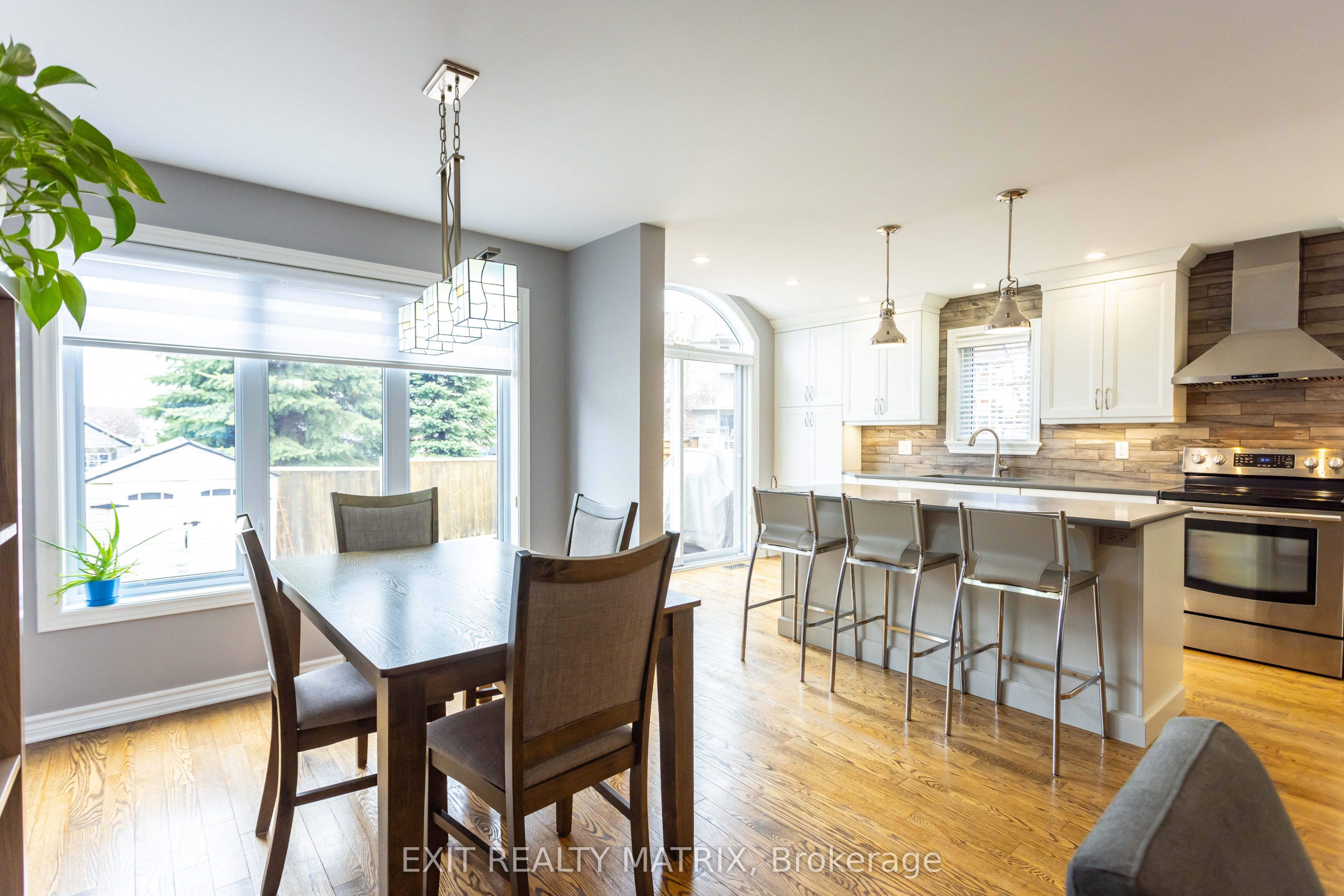 195 Tapley Place Property Photo 10