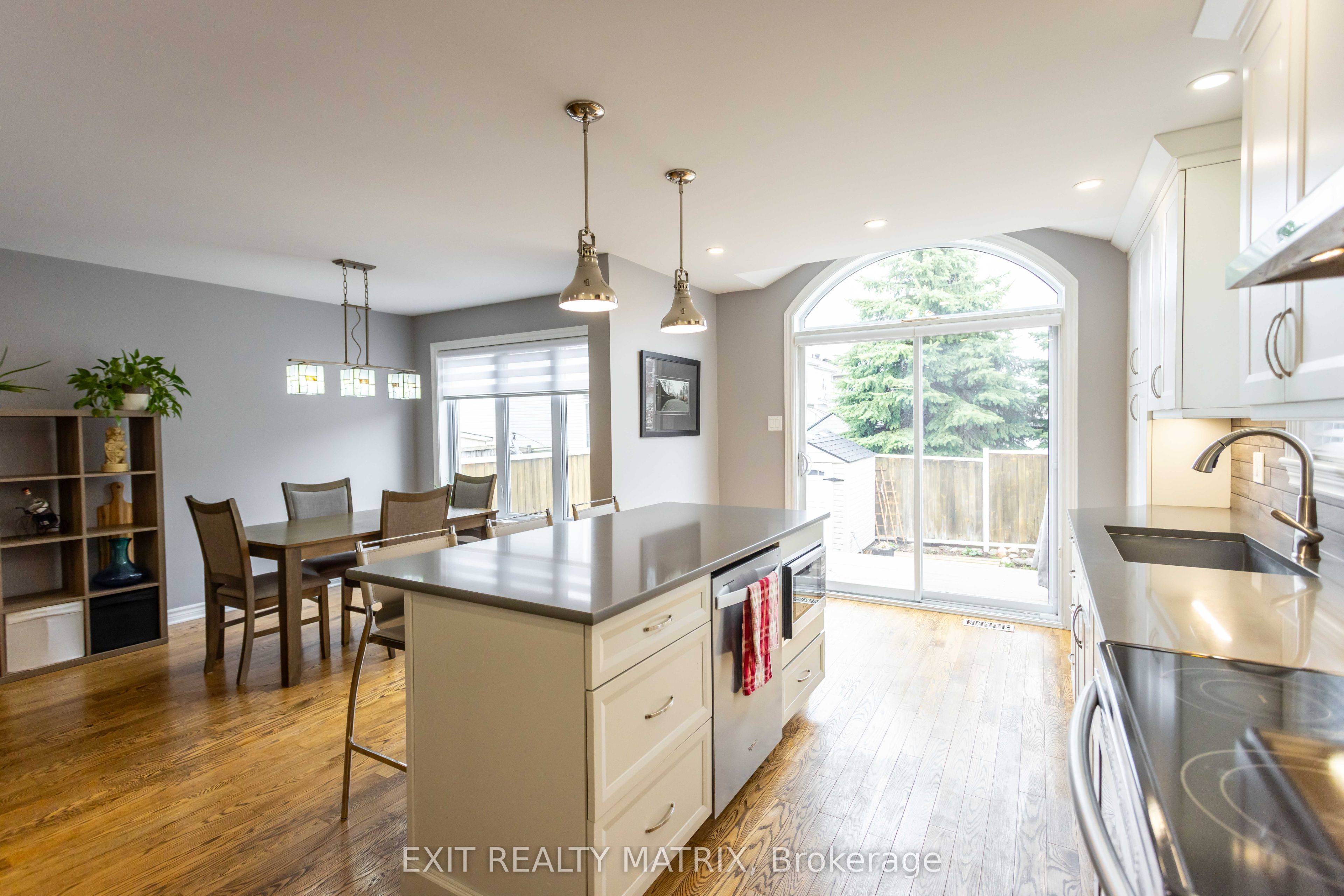 195 Tapley Place Property Photo 18