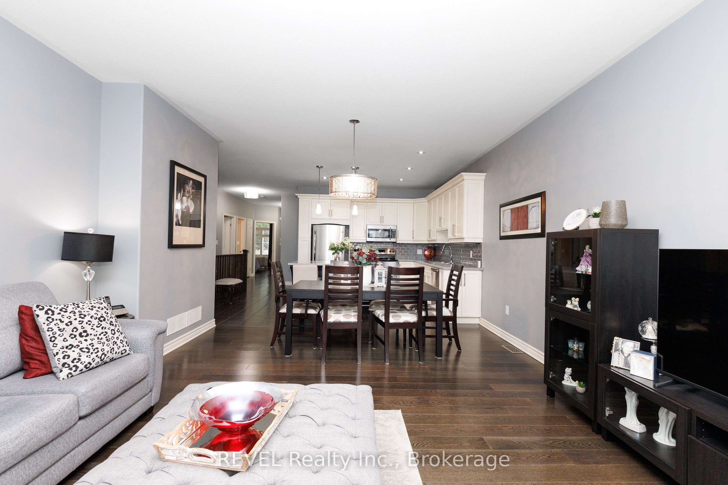 4399 Montrose Road 3 Property Photo 12