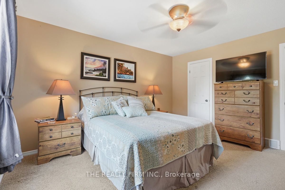 905 Dalhousie Drive Property Photo 25
