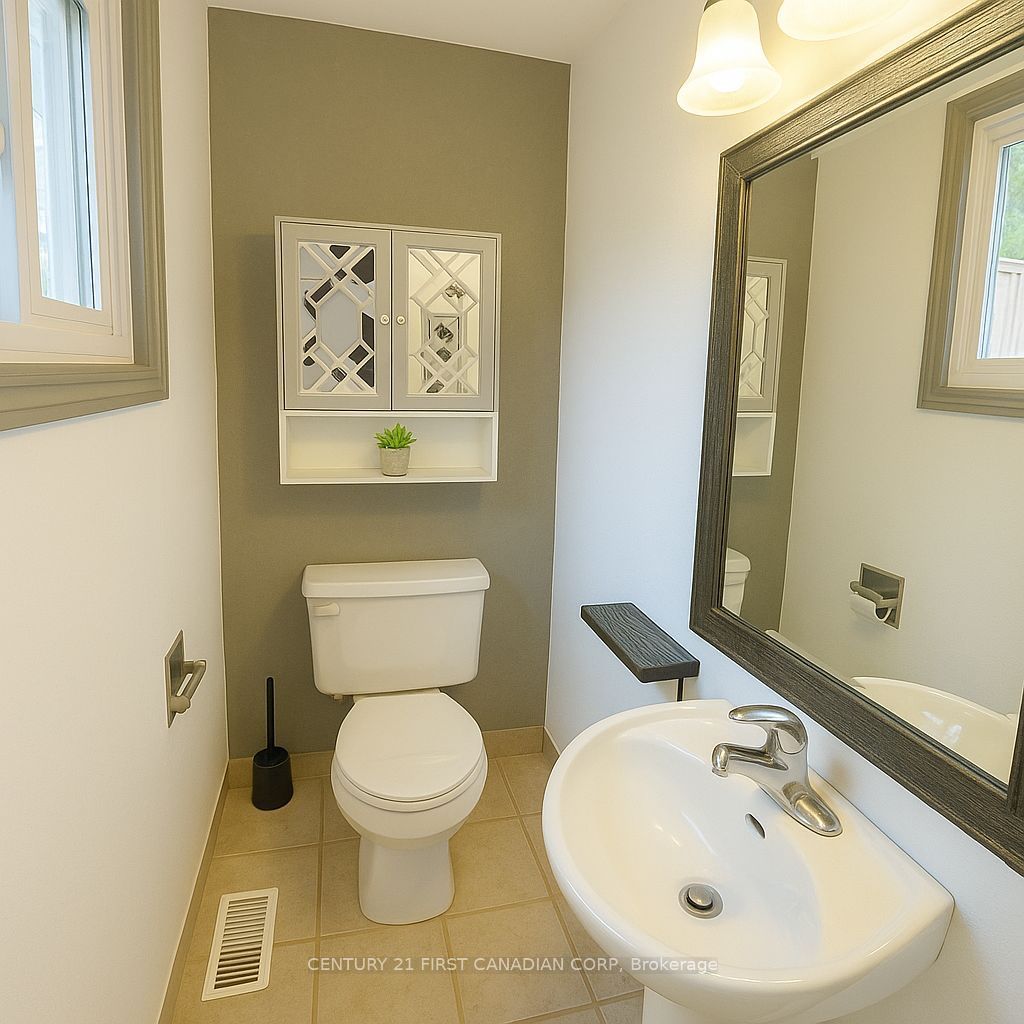 124 Ardsley Crescent Property Photo 5