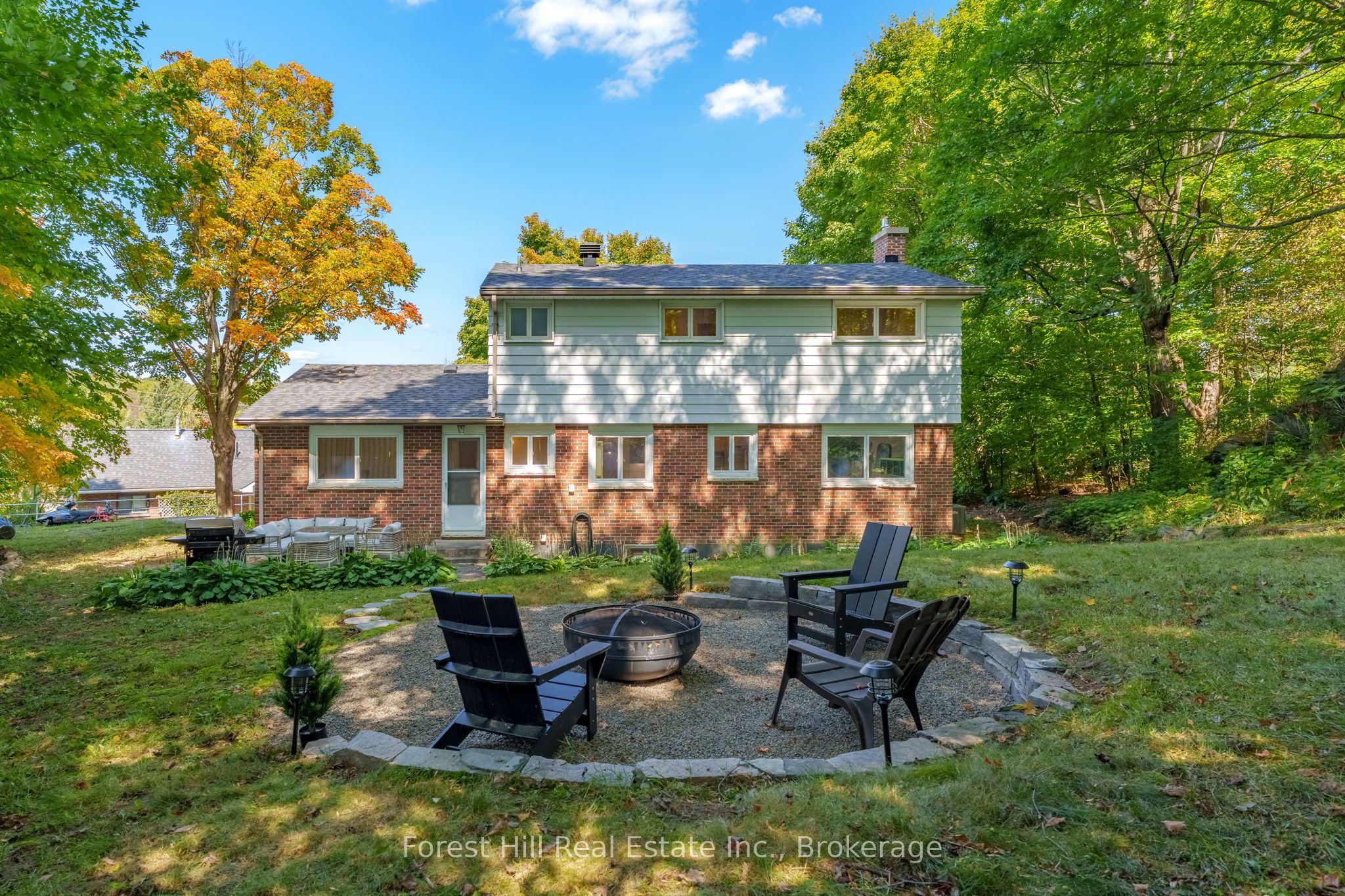 1 Maplecrest Court Property Photo 1