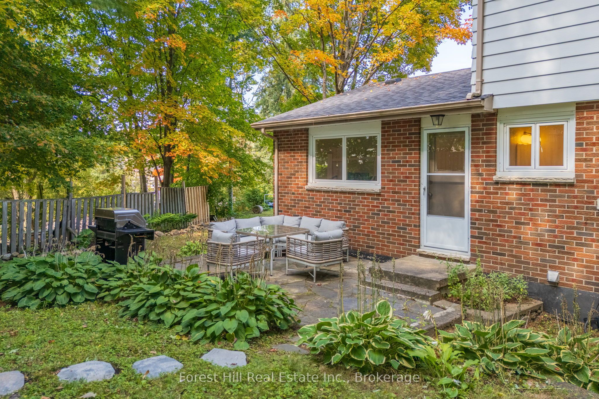 1 Maplecrest Court Property Photo 37