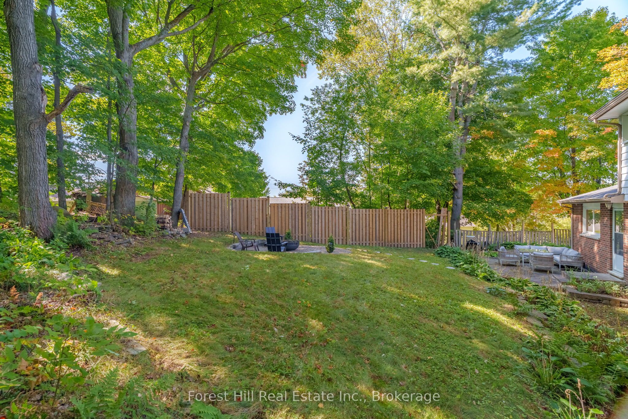 1 Maplecrest Court Property Photo 38