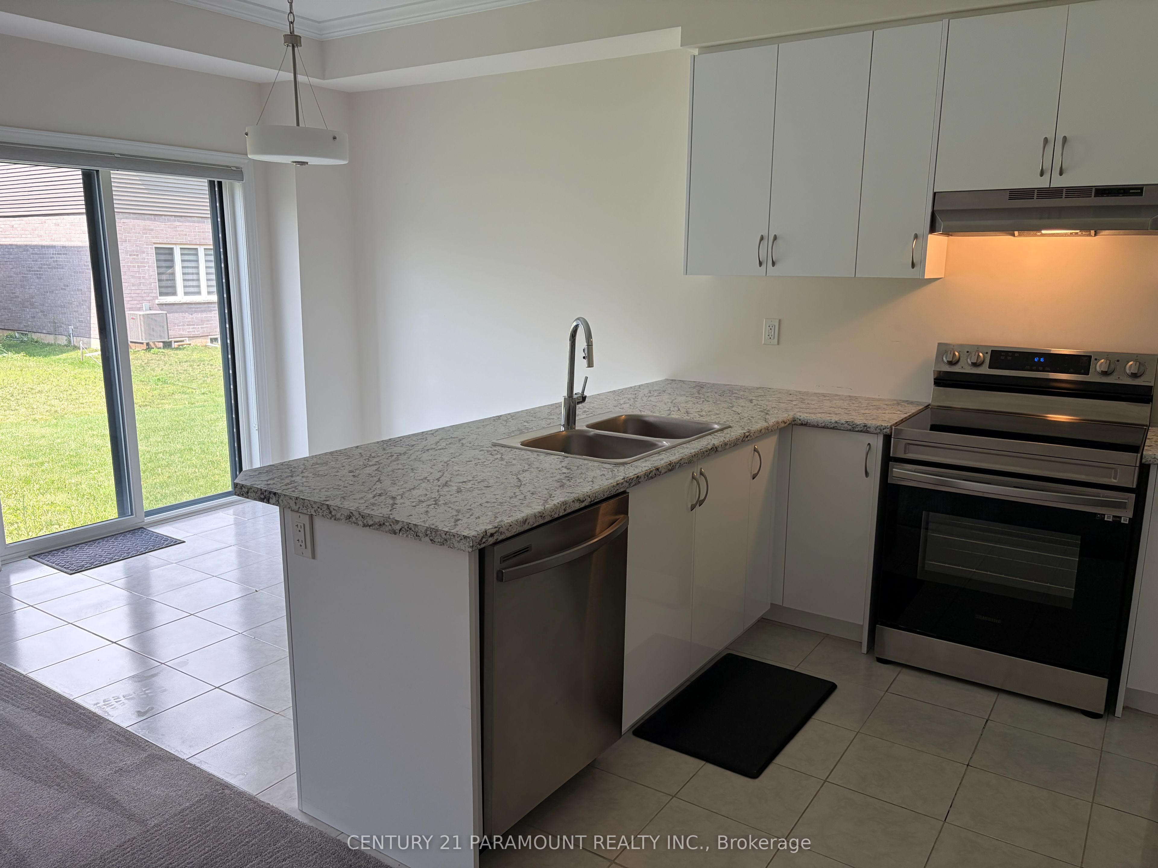 39 Bowery Road Property Photo 6