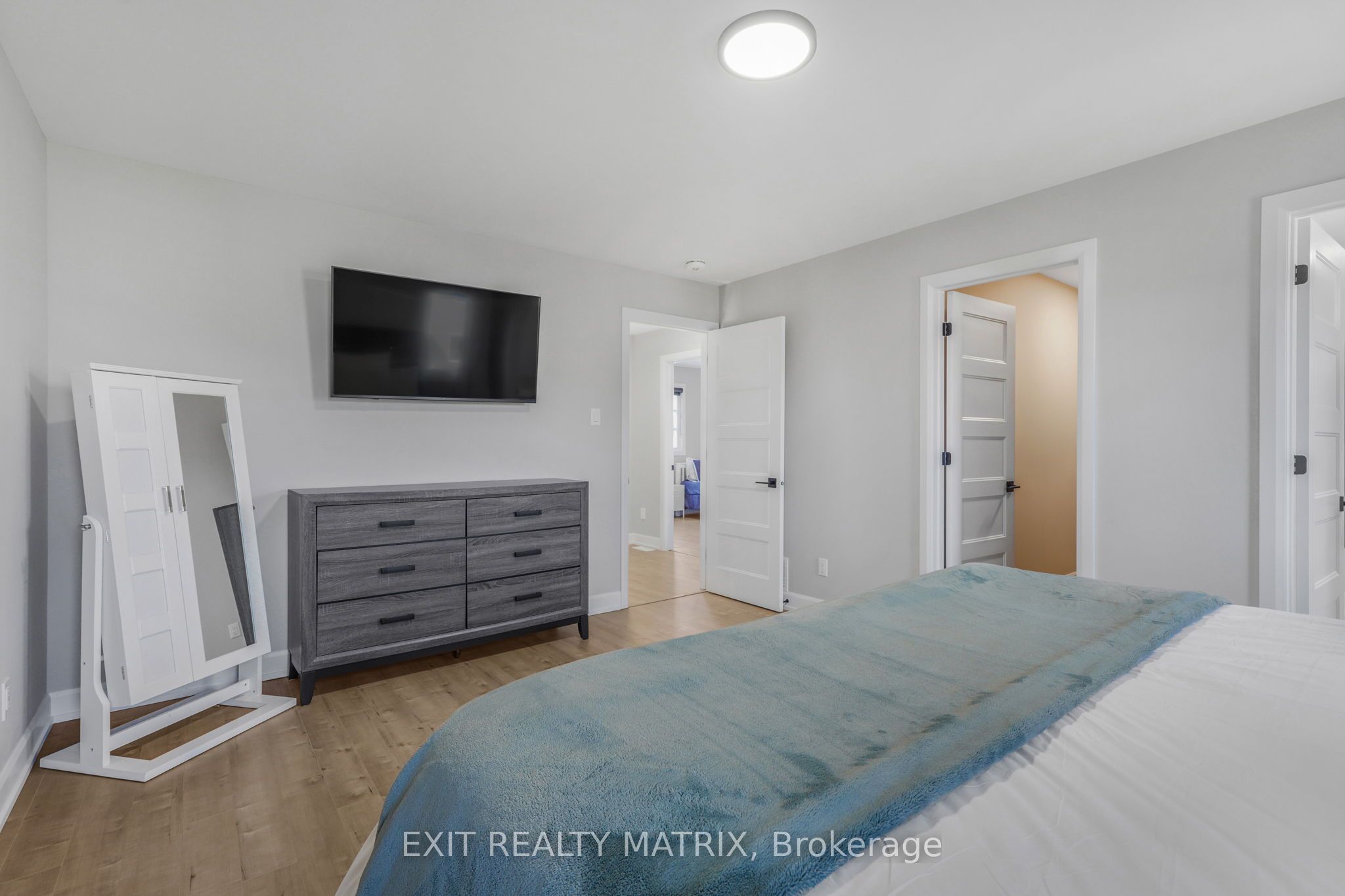 1202 Montblanc Crescent Property Photo 23