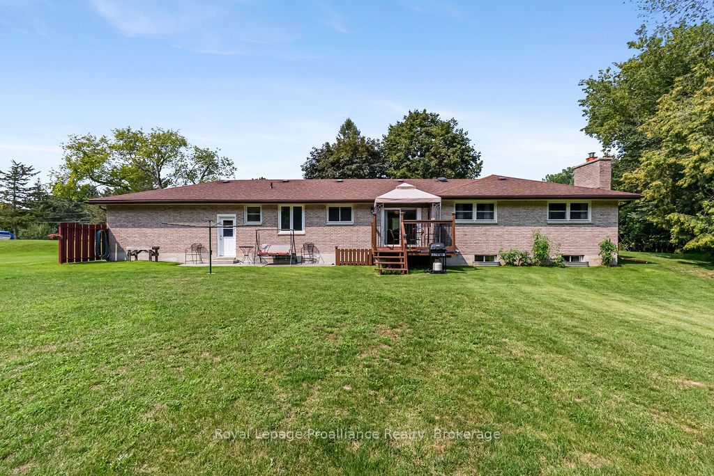 794 Foxboro Stirling Road Property Photo 32