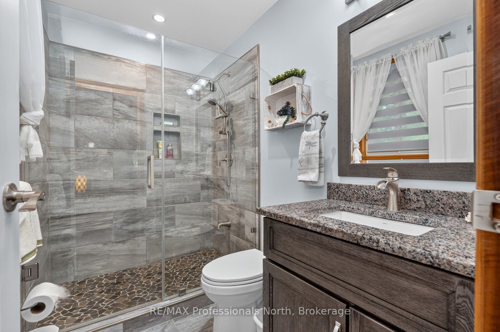 1208 Little Bob Lake Road Property Photo 18
