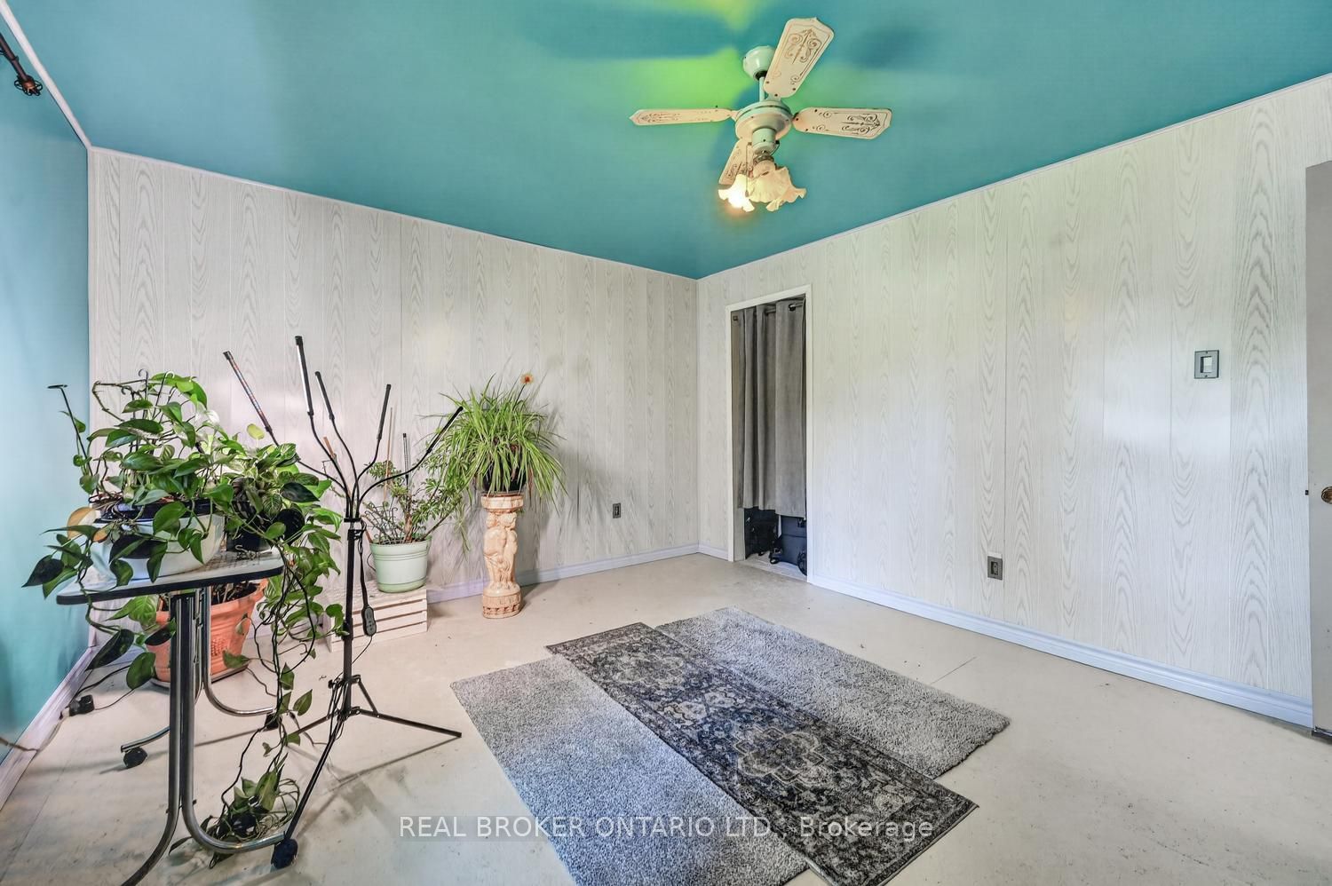 5397 Roger Stevens Drive Property Photo 24