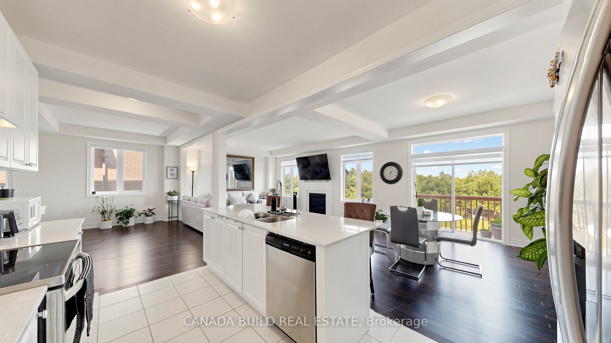 104 Henshaw Drive Property Photo 7