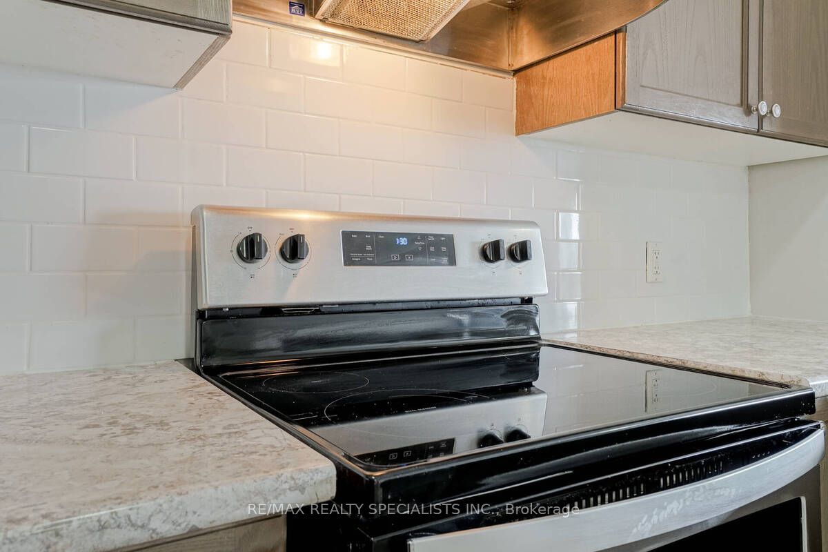 70 Bradbury Road Property Photo 10