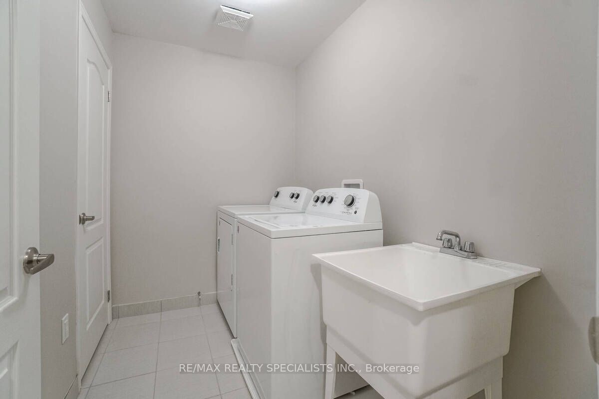 70 Bradbury Road Property Photo 25