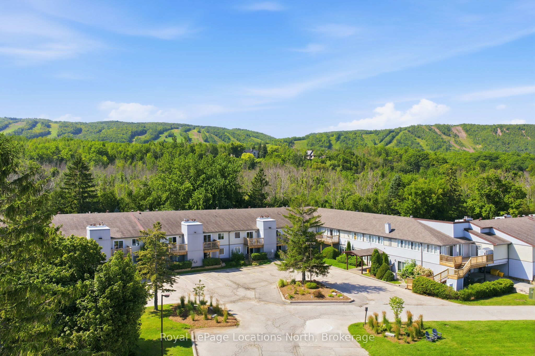 209472 Highway 26 Highway 25 Property Photo 1