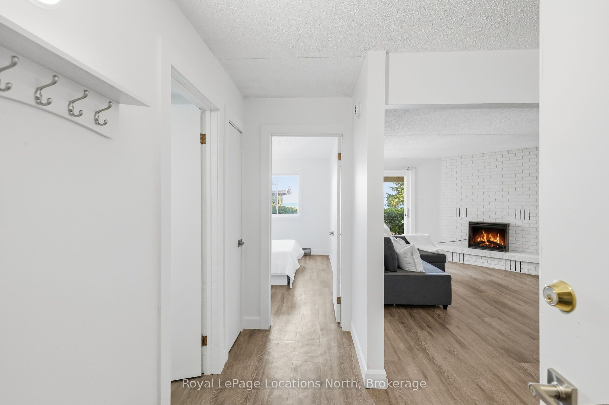 209472 Highway 26 Highway 25 Property Photo 4