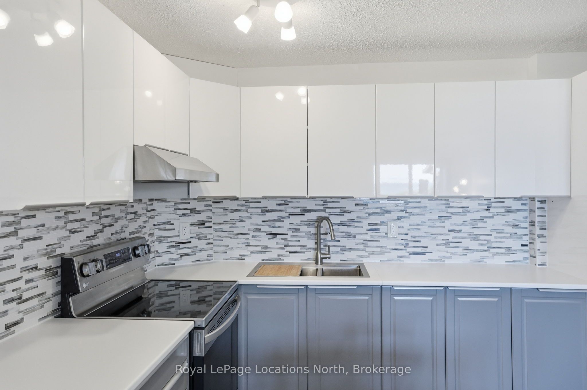 209472 Highway 26 Highway 25 Property Photo 10