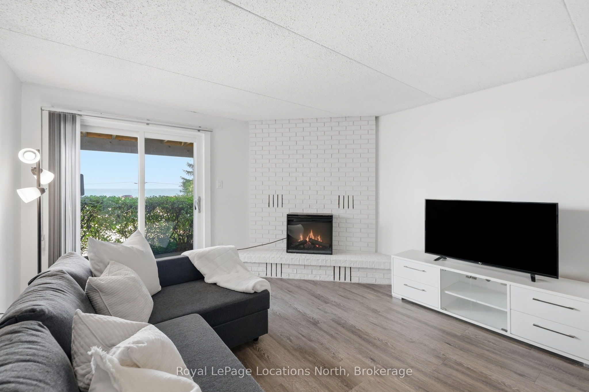 209472 Highway 26 Highway 25 Property Photo 11