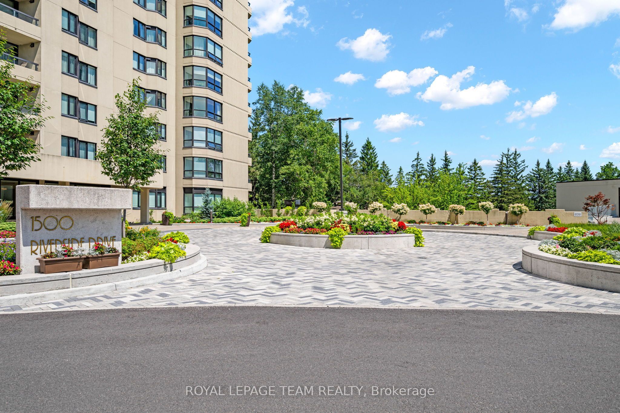 1500 Riverside Drive 2408 Property Photo 2