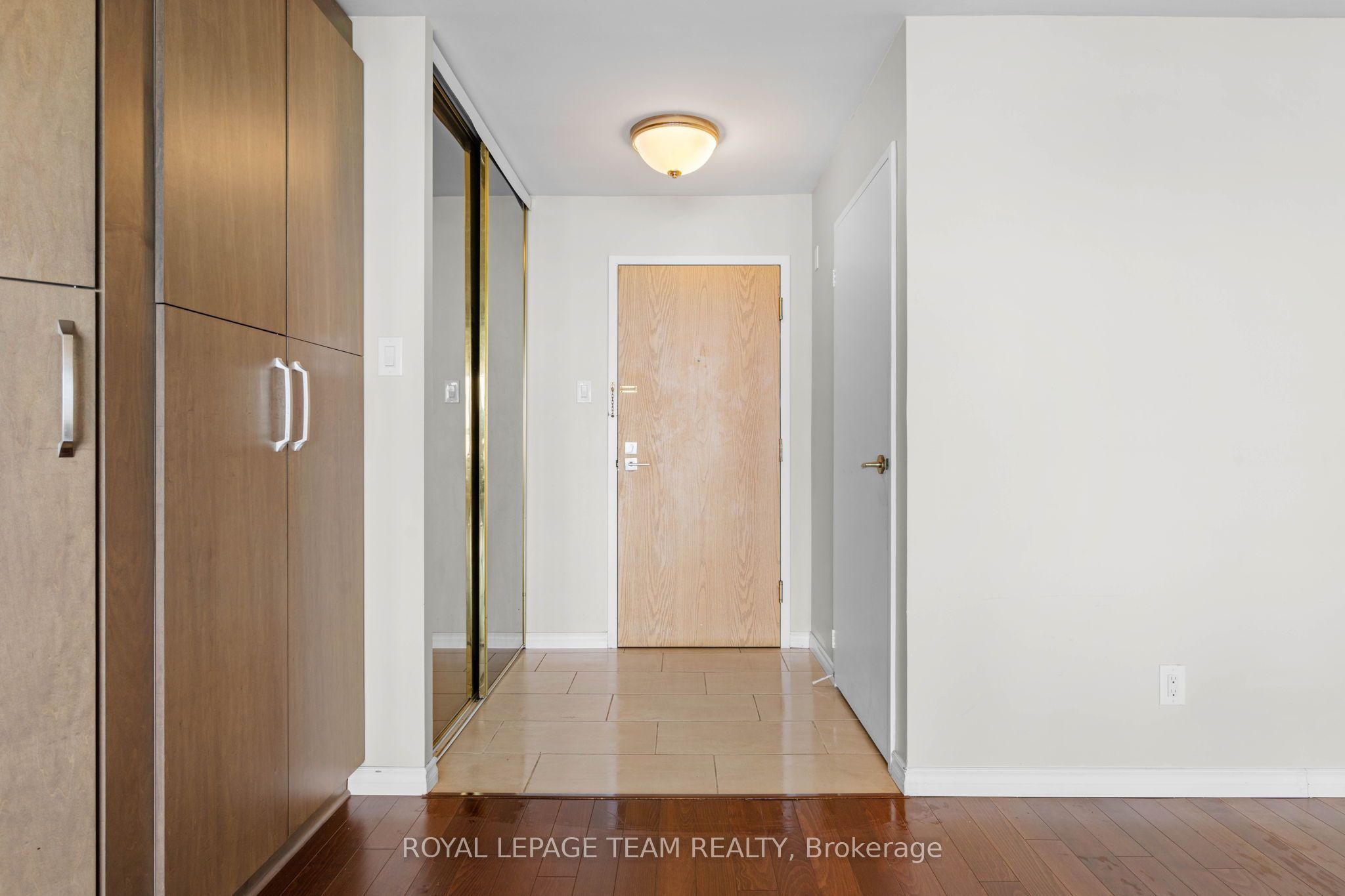 1500 Riverside Drive 2408 Property Photo 9