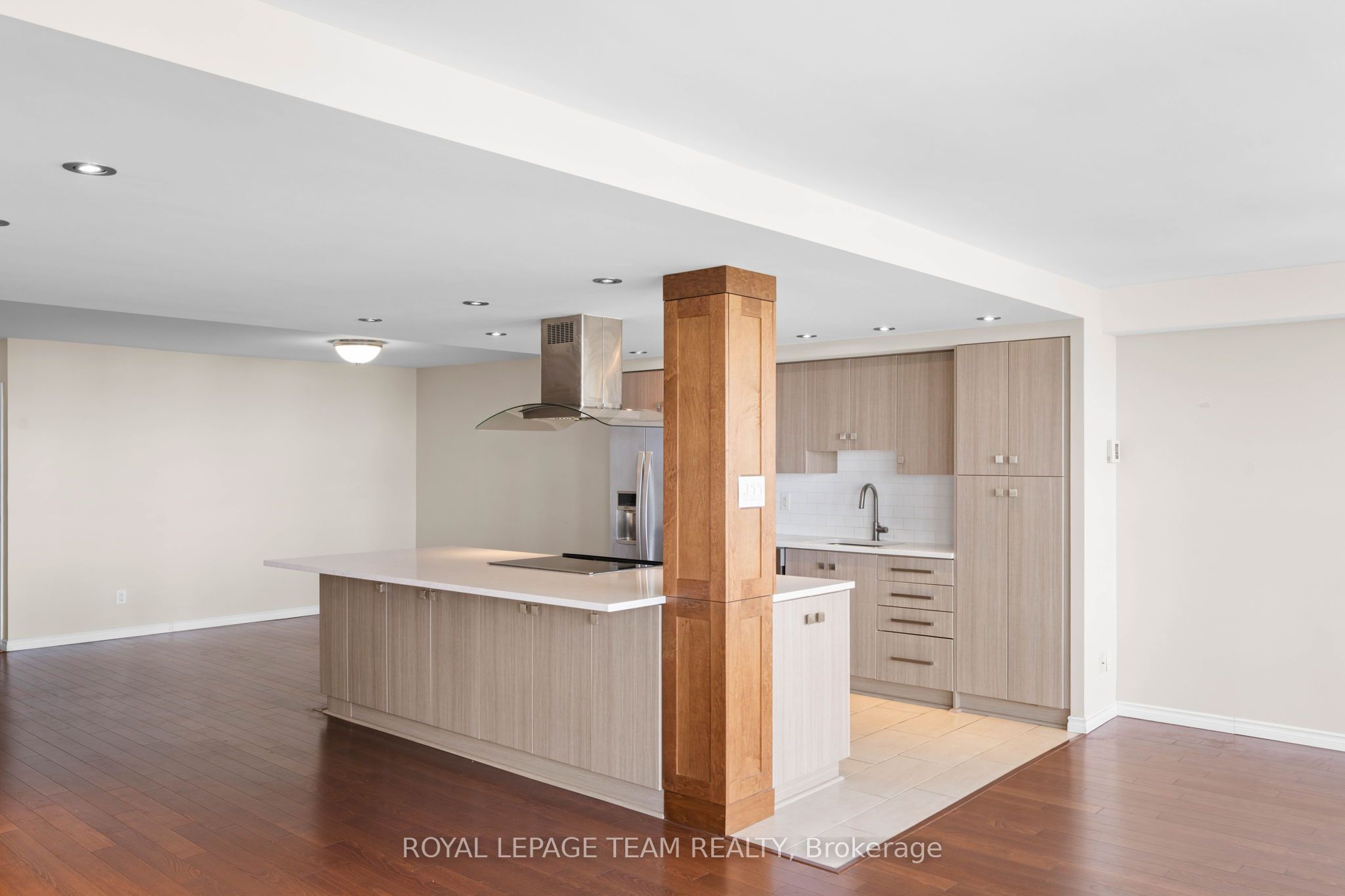 1500 Riverside Drive 2408 Property Photo 16