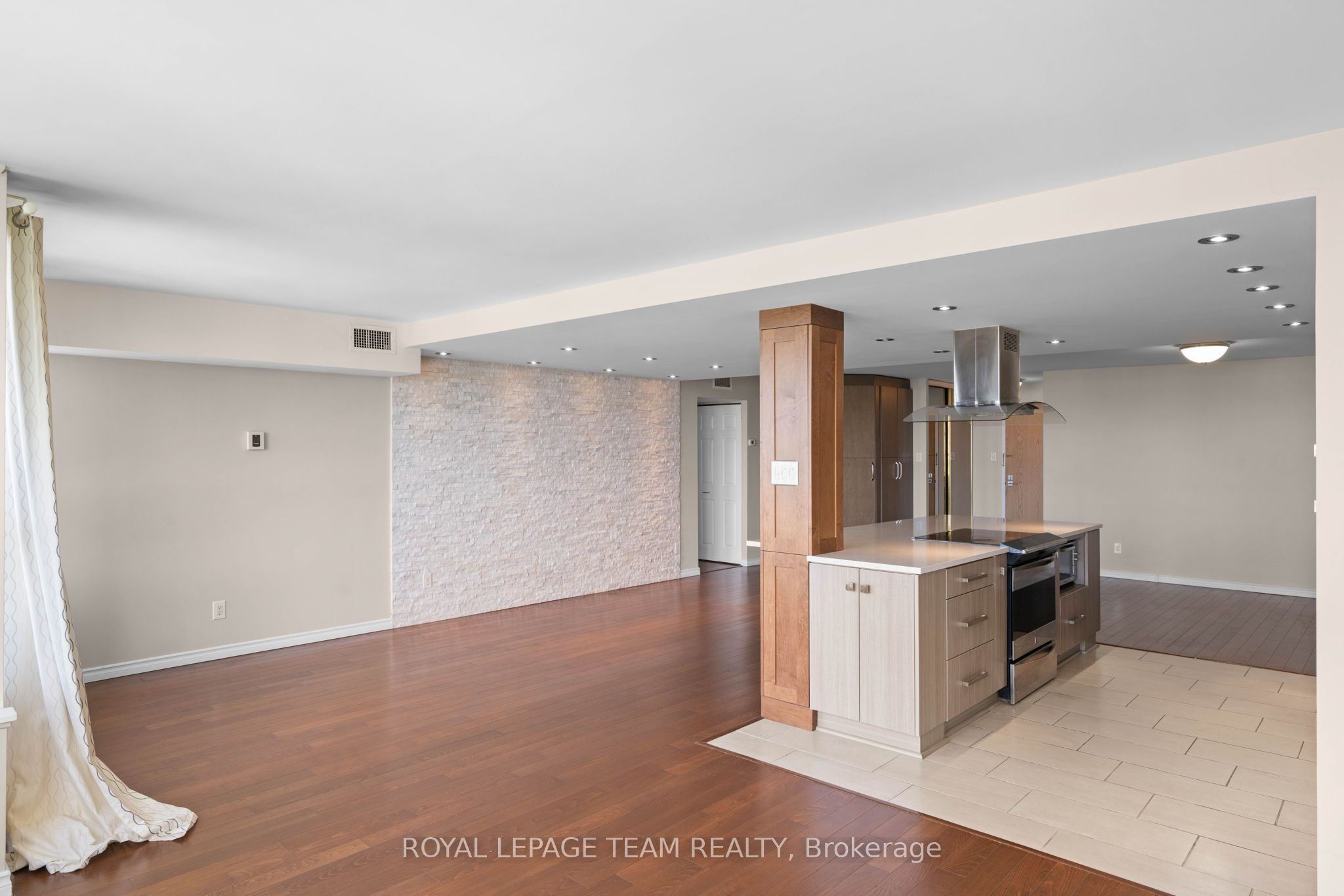 1500 Riverside Drive 2408 Property Photo 20