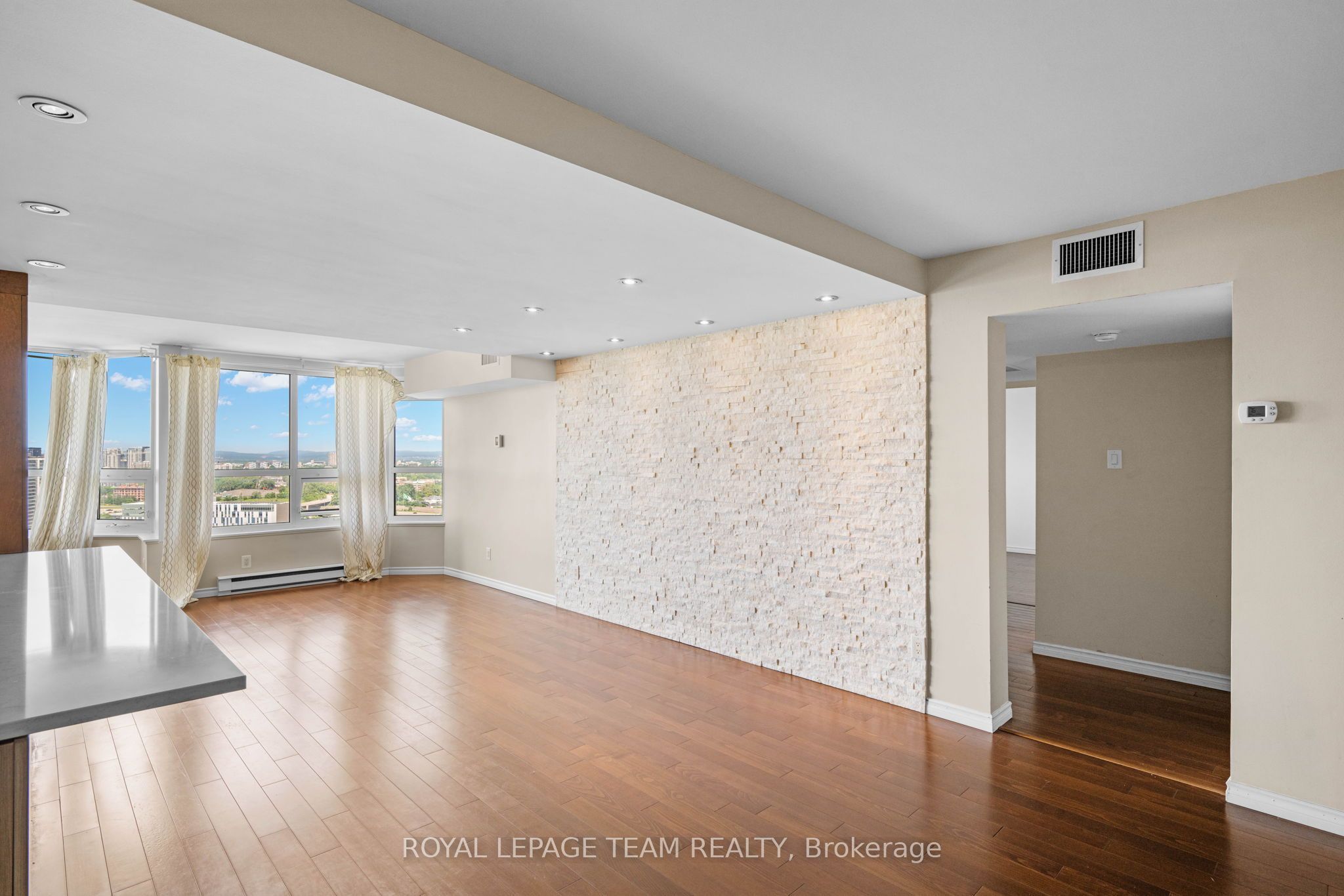 1500 Riverside Drive 2408 Property Photo 23