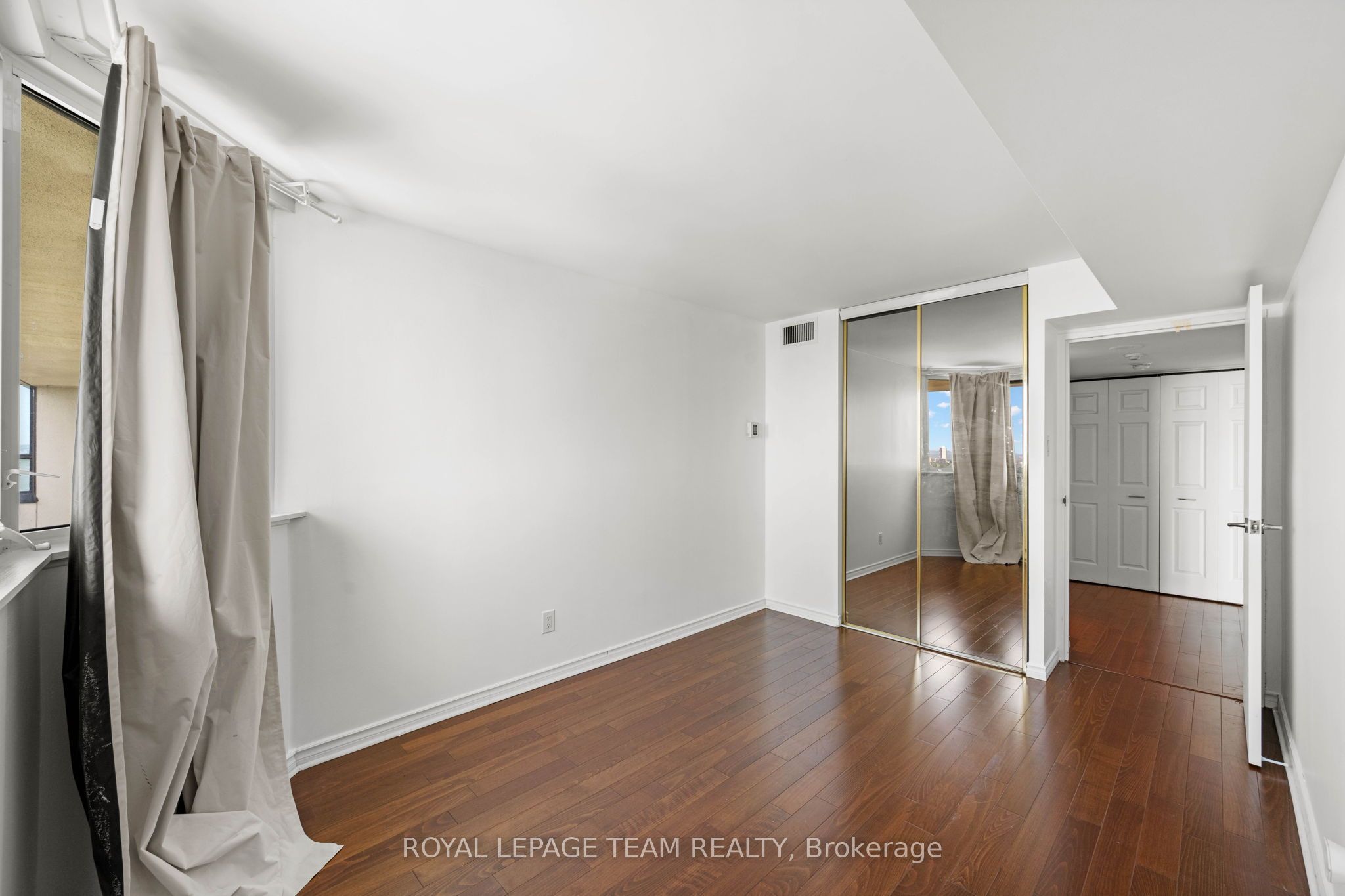 1500 Riverside Drive 2408 Property Photo 26