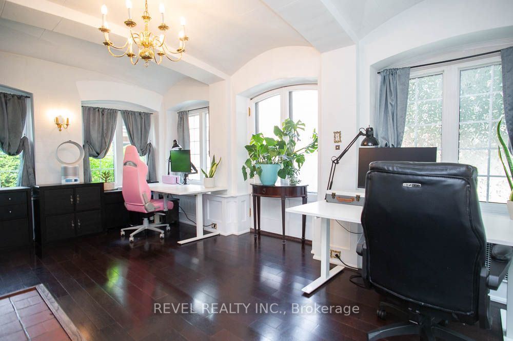 116 Dufferin Avenue Property Photo 7
