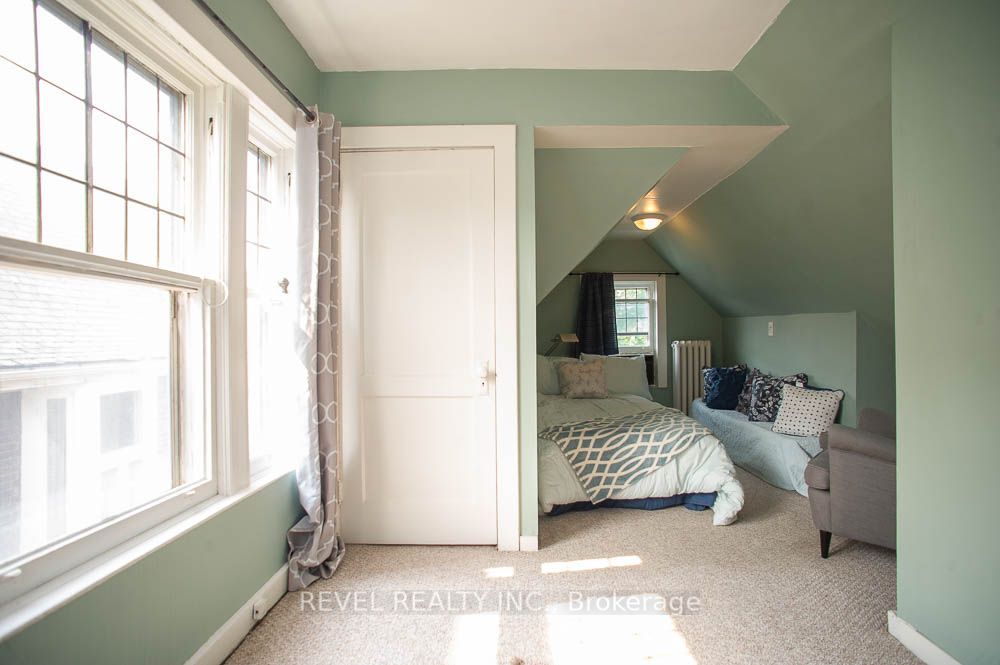 116 Dufferin Avenue Property Photo 32