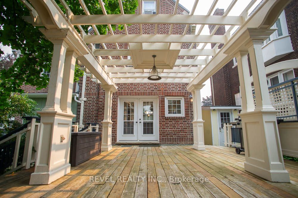 116 Dufferin Avenue Property Photo 36