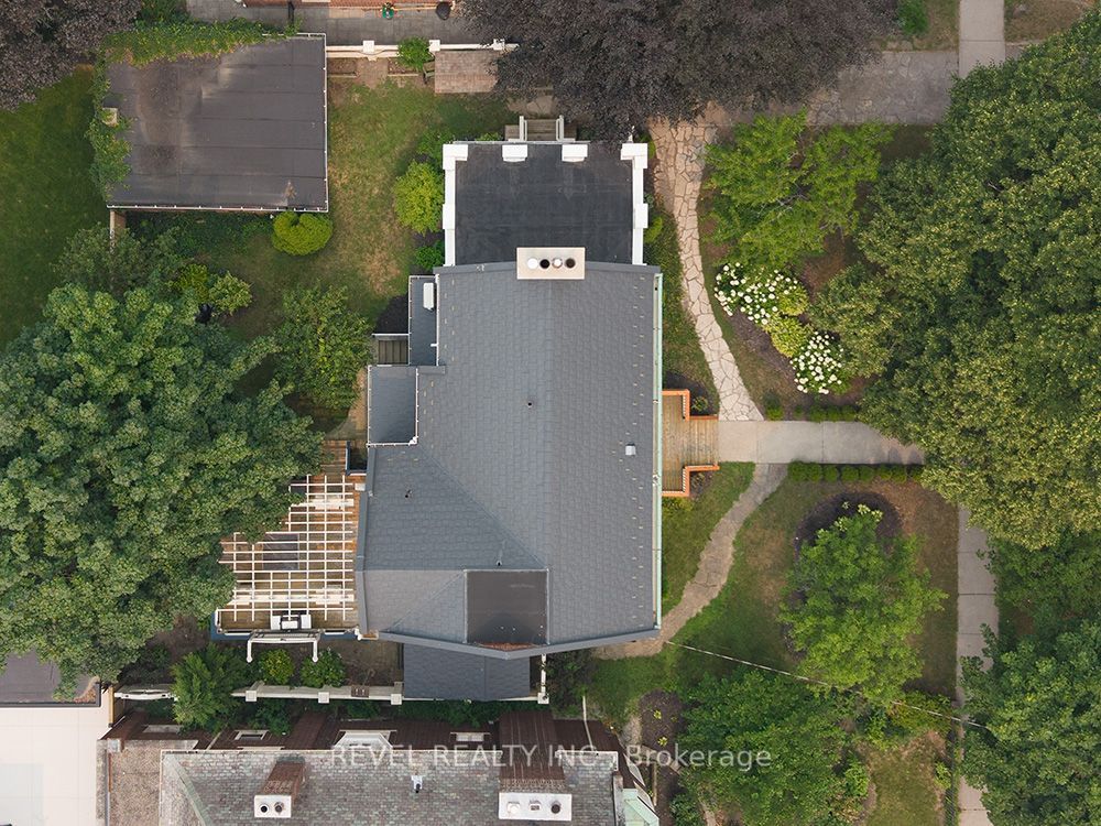 116 Dufferin Avenue Property Photo 43