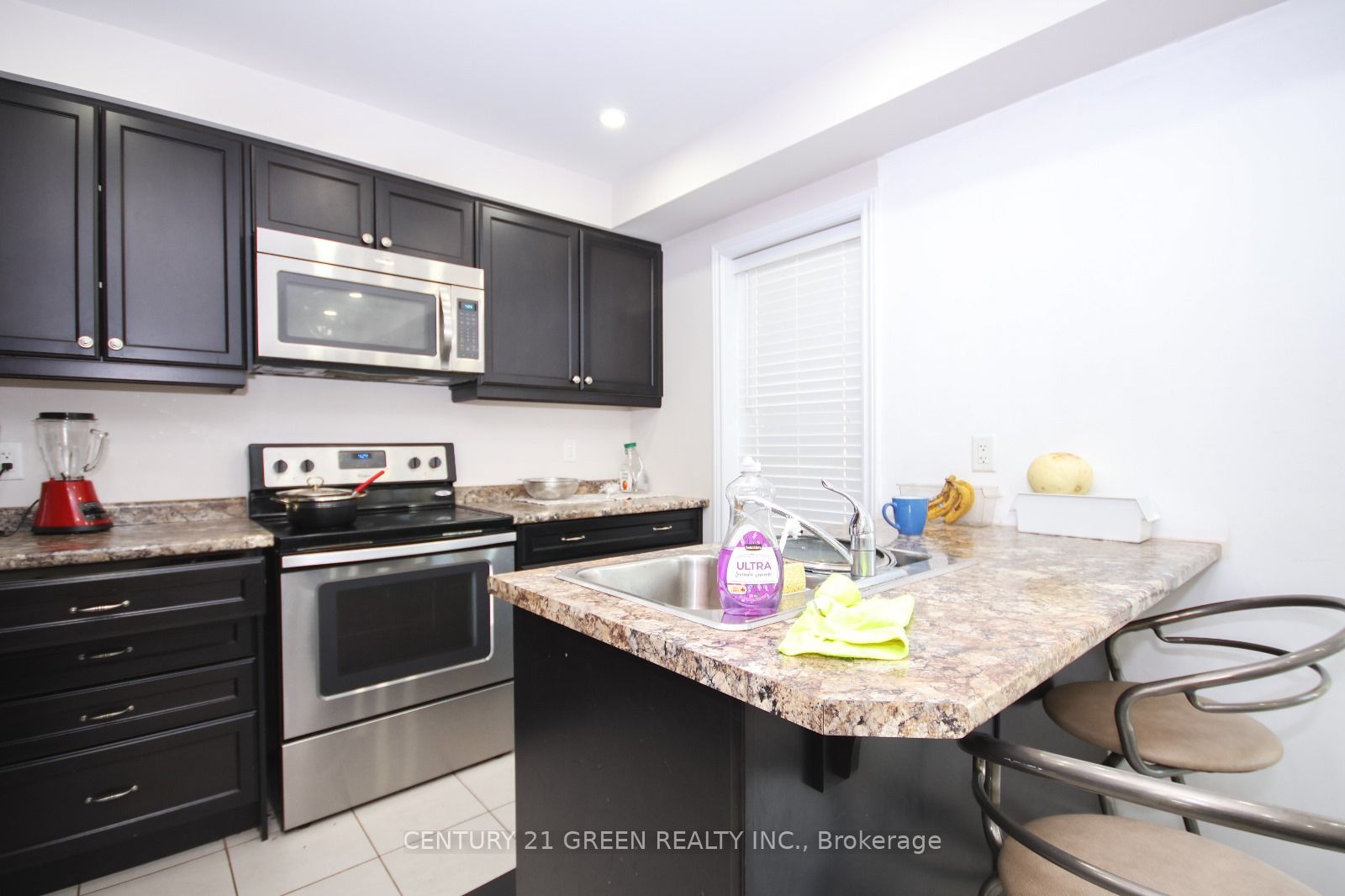 19 England Terrace Property Photo 18