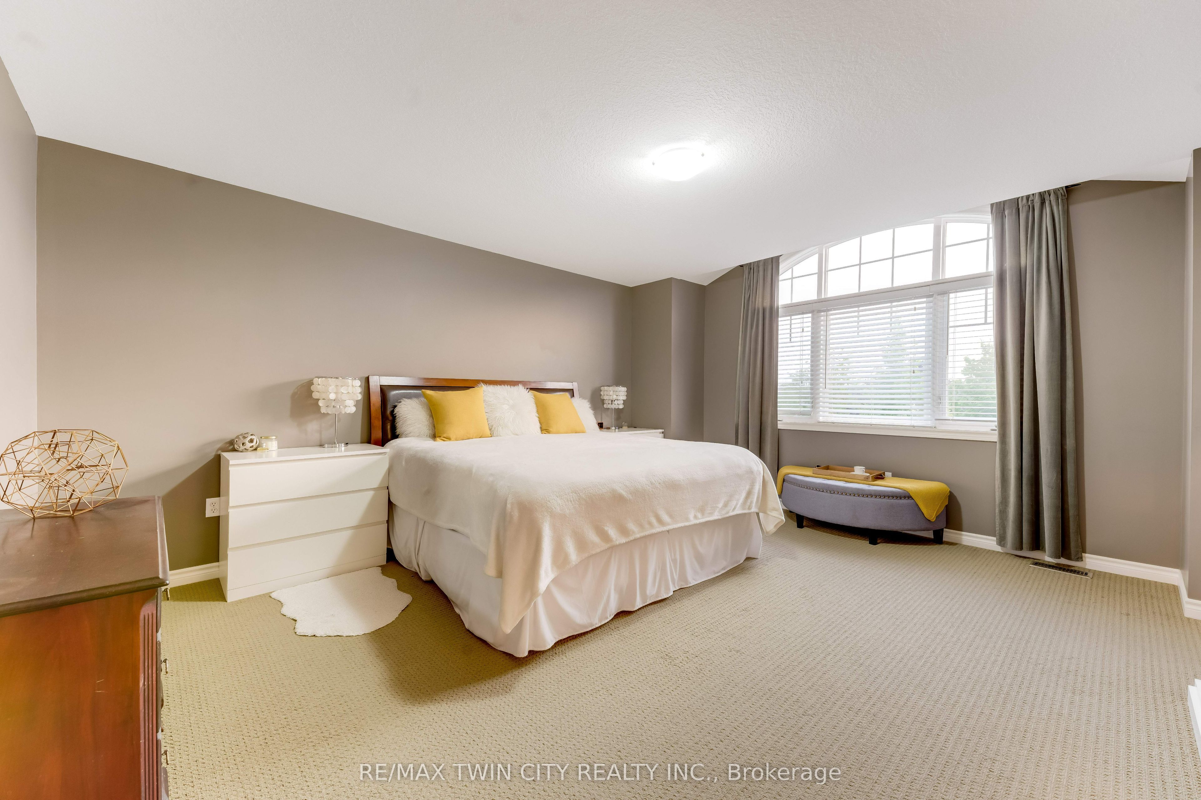 143 Riehm Street Property Photo 17