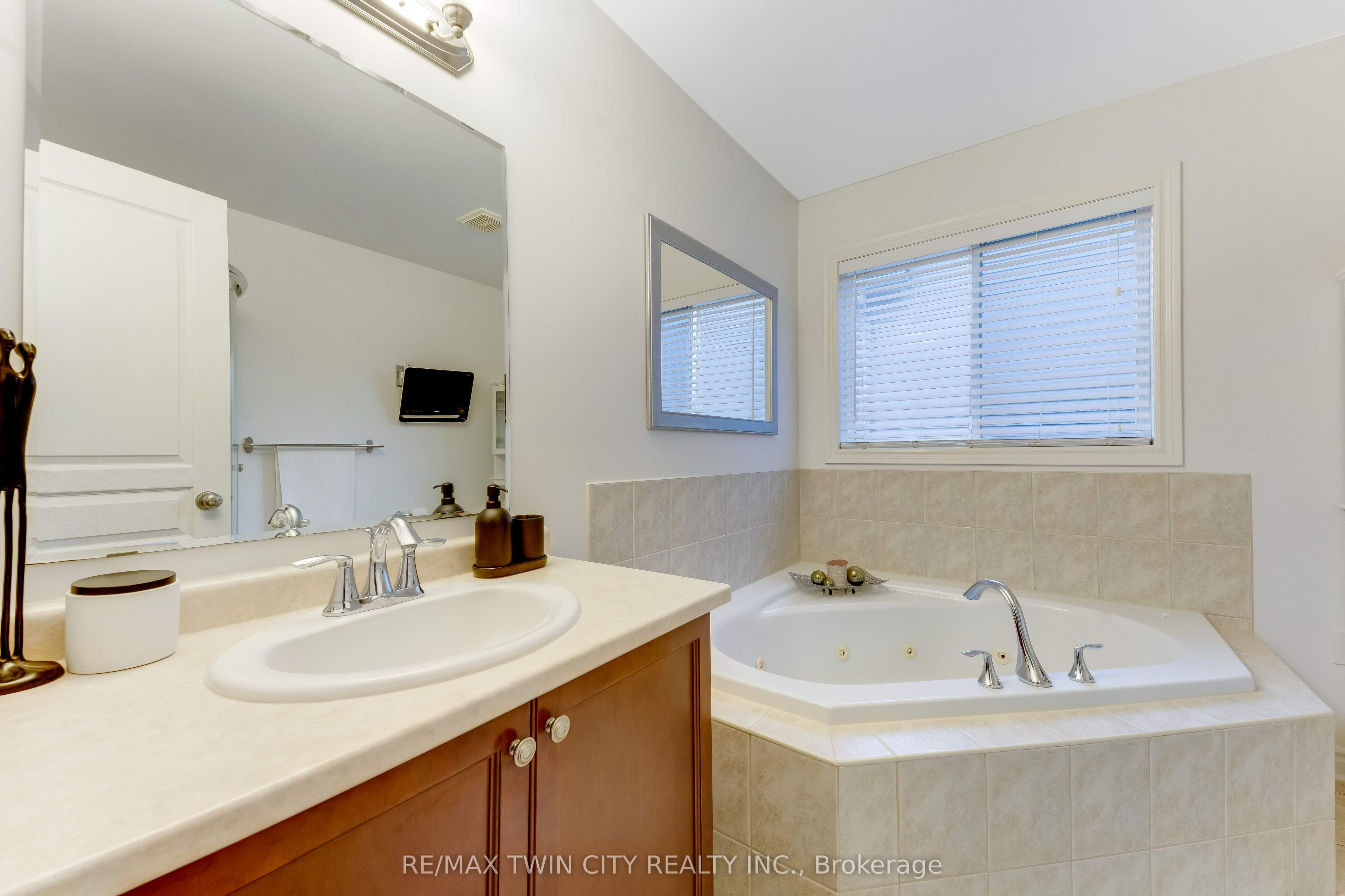 143 Riehm Street Property Photo 20