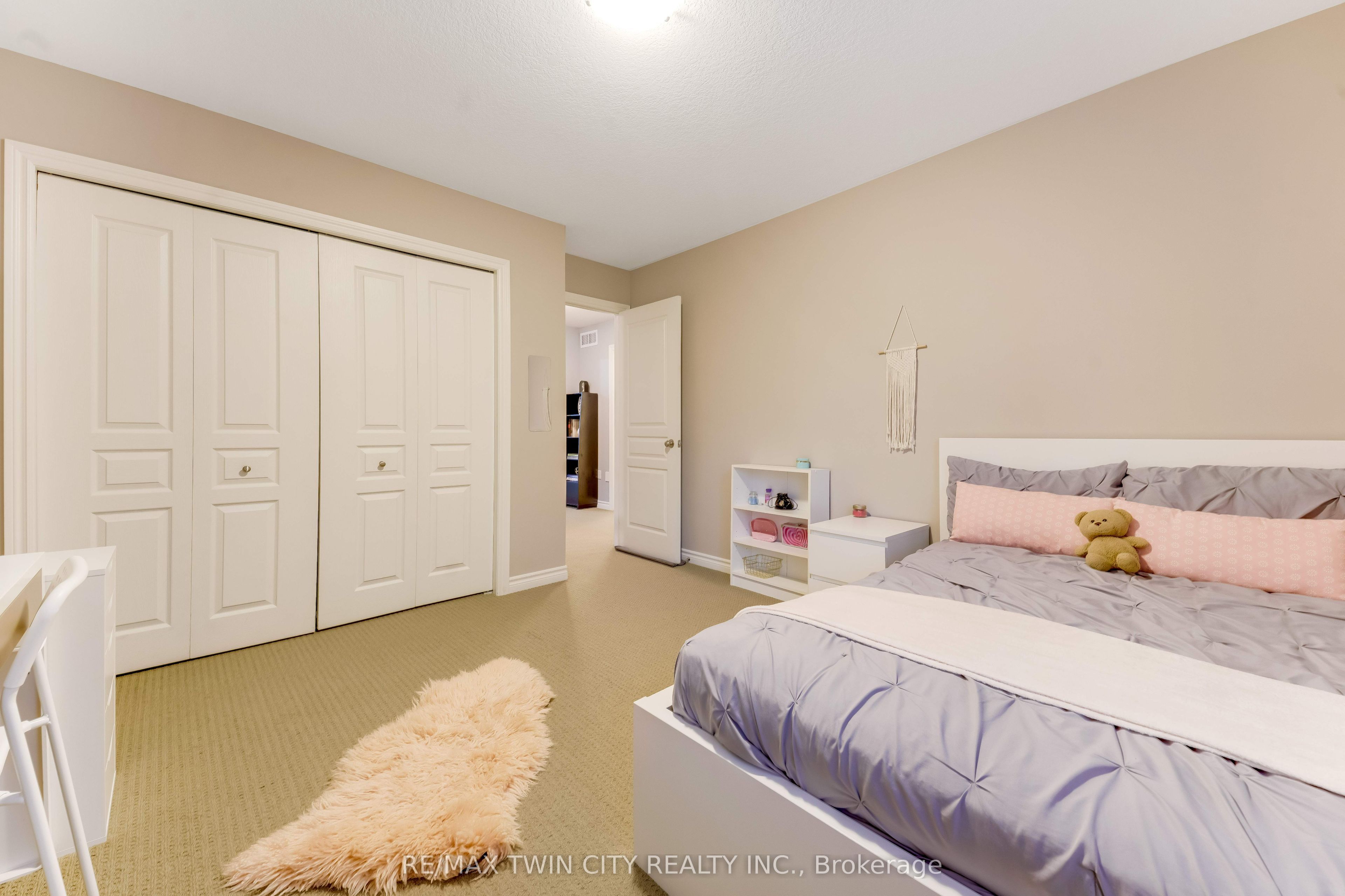 143 Riehm Street Property Photo 25