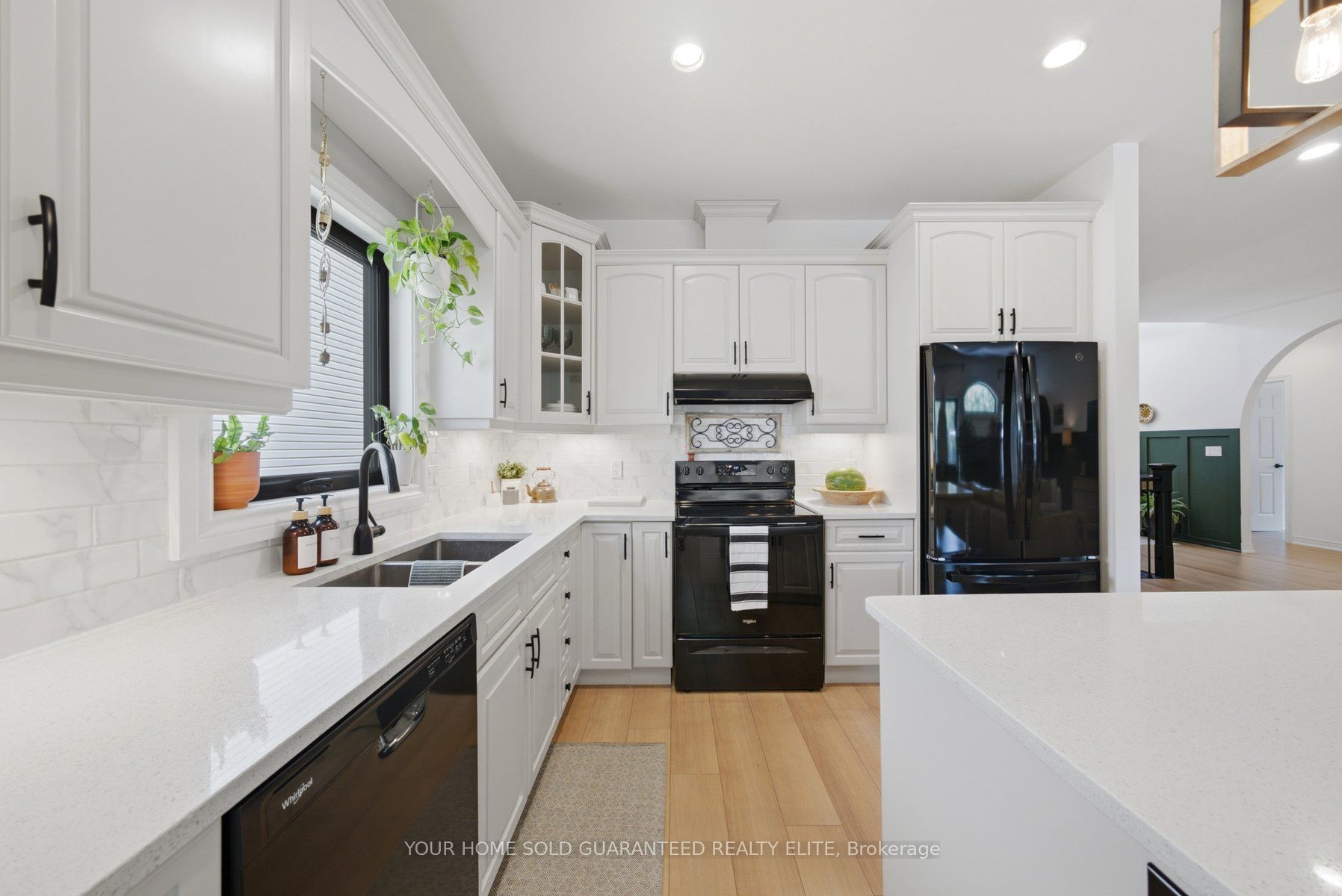 395 Foxtail Avenue Property Photo 11