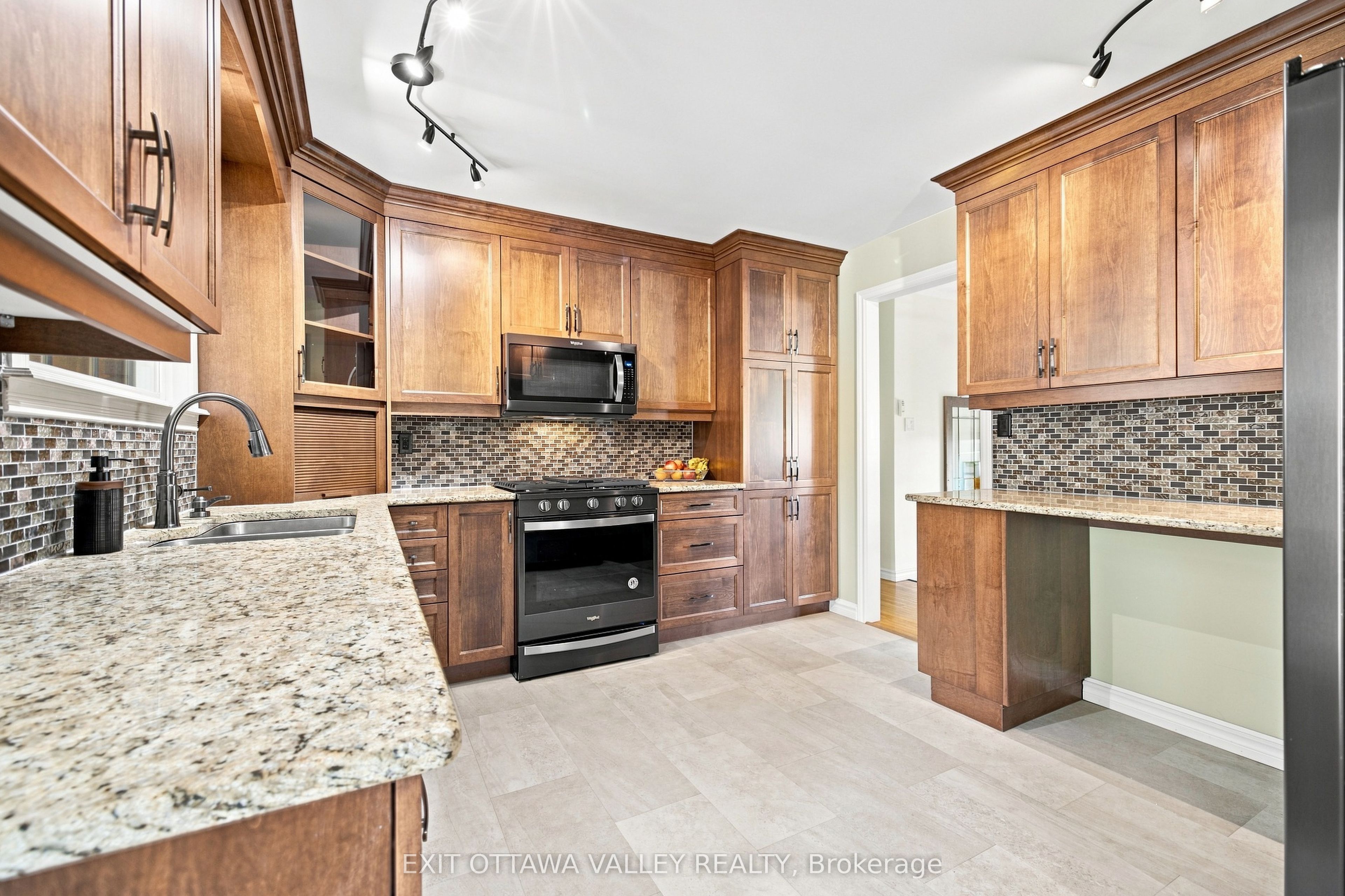 5 Valley Street Property Photo 26